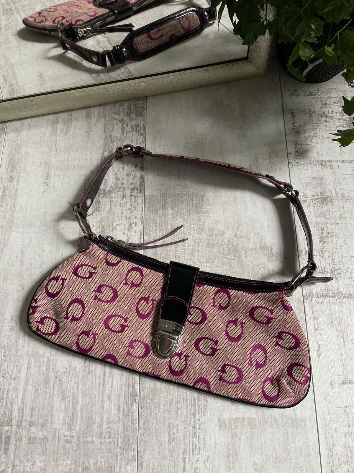 Vintage Y2K Guess Pink Monogram Mini Bag 90's RARE - Main Image