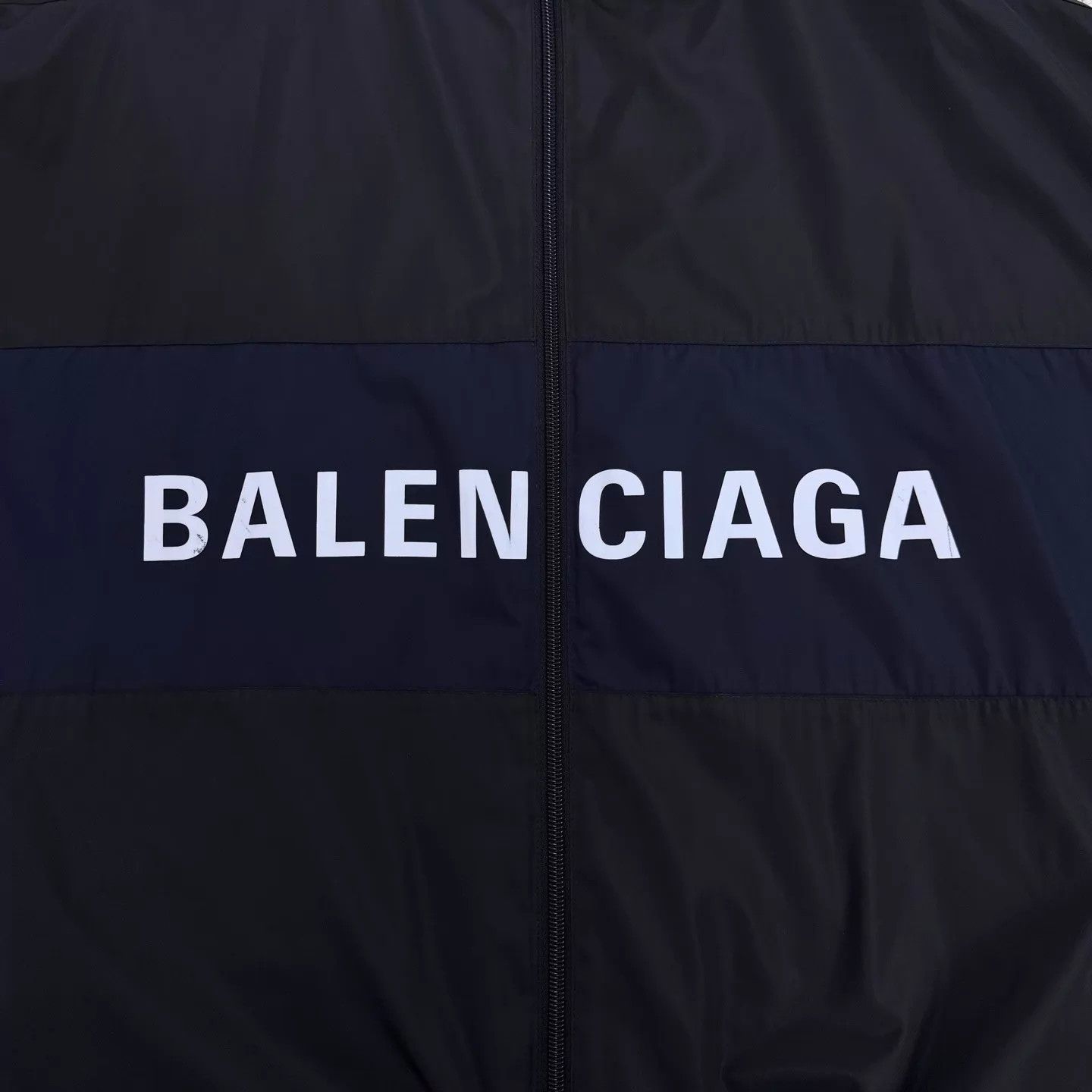Balenciaga Balenciaga FW23 Stripe Logo Zip Collar Jkt OS XXS Unisex Size US XXS / EU 40 - 4 Thumbnail