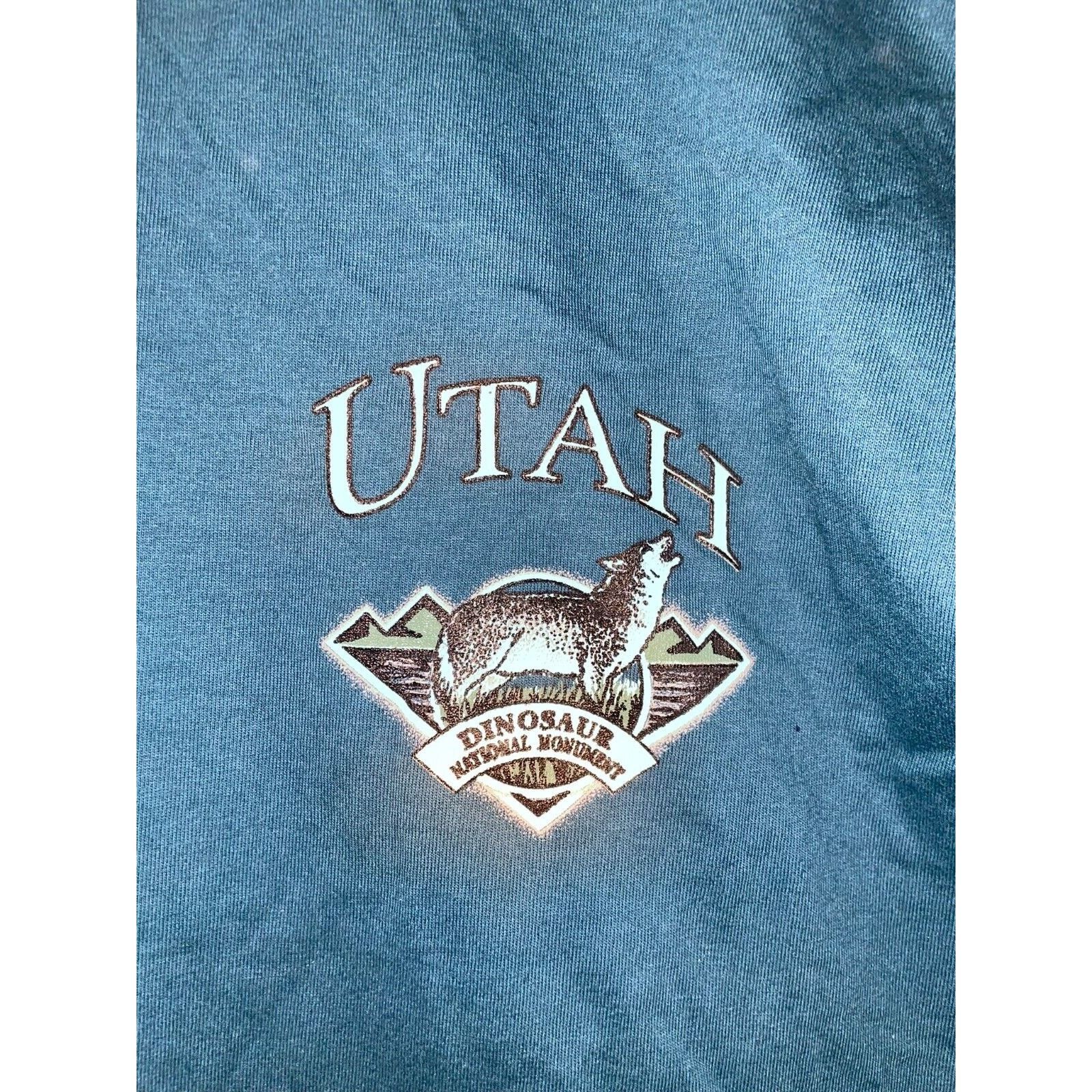 Jerzees Vintage Utah Wolf Shirt Dinosaur Monument Tee VTG 90s Medium Size US M / EU 48-50 / 2 - 3 Thumbnail