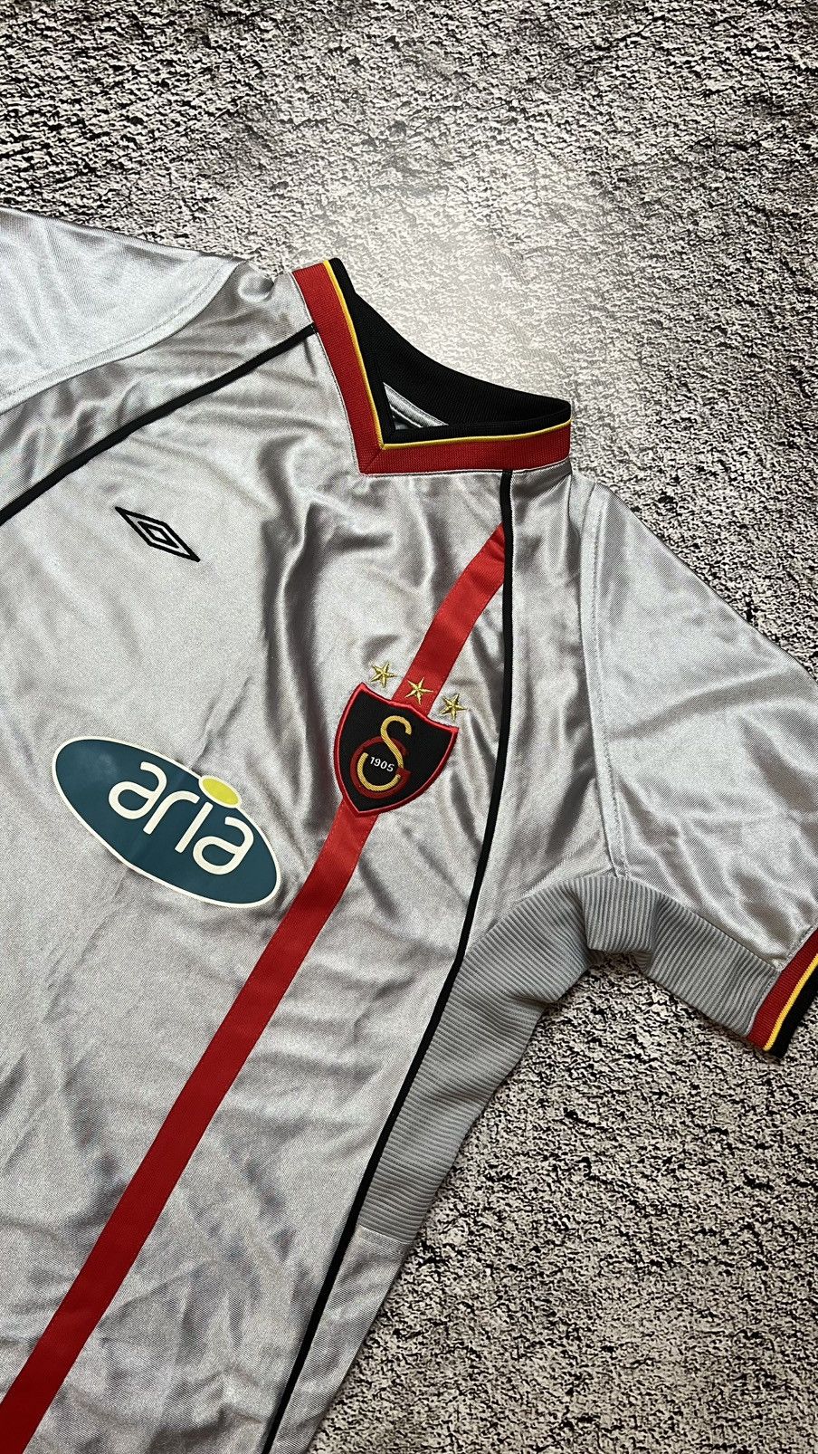 Umbro 2002-2003 Galatasaray Turkey 🇹🇷 umbro vintage jersey Size US S / EU 44-46 / 1 - 2 Thumbnail