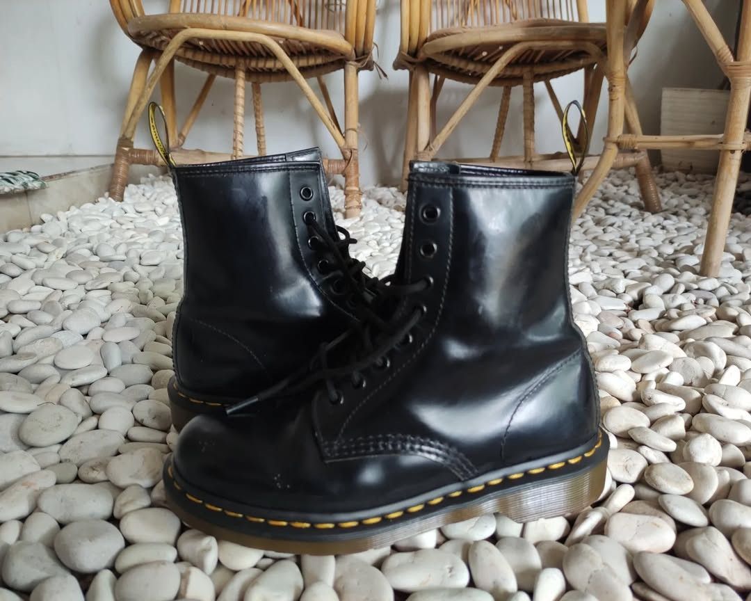 Dr. Martens Dr. Martens 1460 Black Smooth Size US 5 / IT 35 - 1 Thumbnail