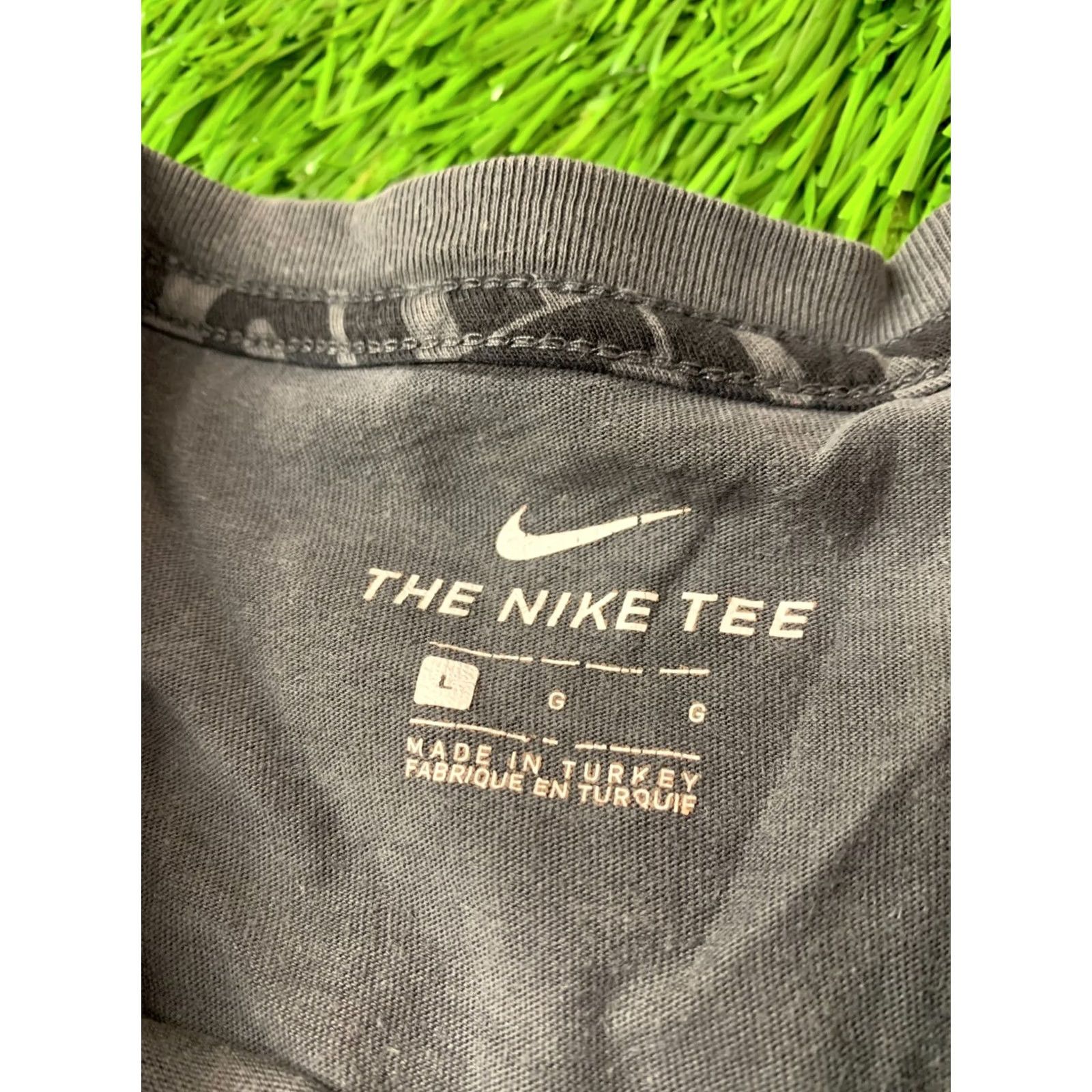 Nike Nike Just Do It 2019 Men Casual Shirt T-Shirt Tee Jersey Size L Gray Short Sleeve Size US L / EU 52-54 / 3 - 5 Thumbnail