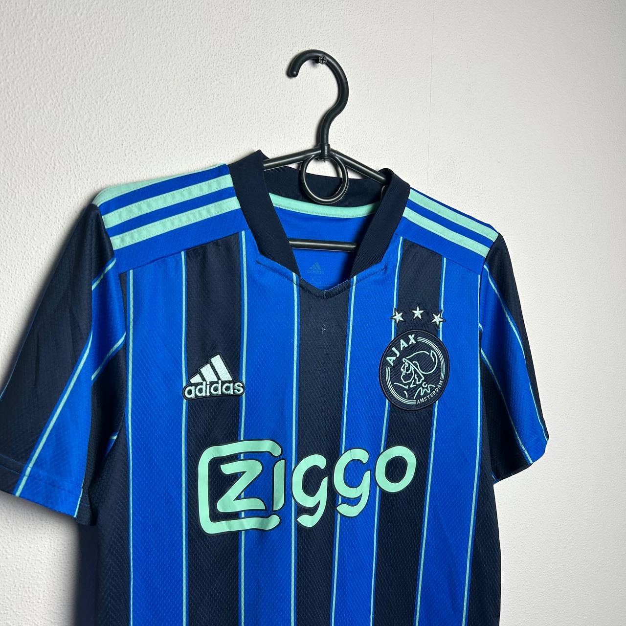 Adidas Mens Adidas FC Ajax 2021 home soccer jersey Size US XS / EU 42 / 0 - 2 Thumbnail