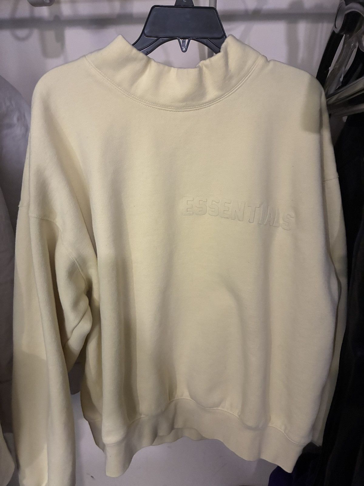 Fear of God Fear of God Essentials Mock Neck Crewneck Size US L / EU 52-54 / 3 - 5 Thumbnail