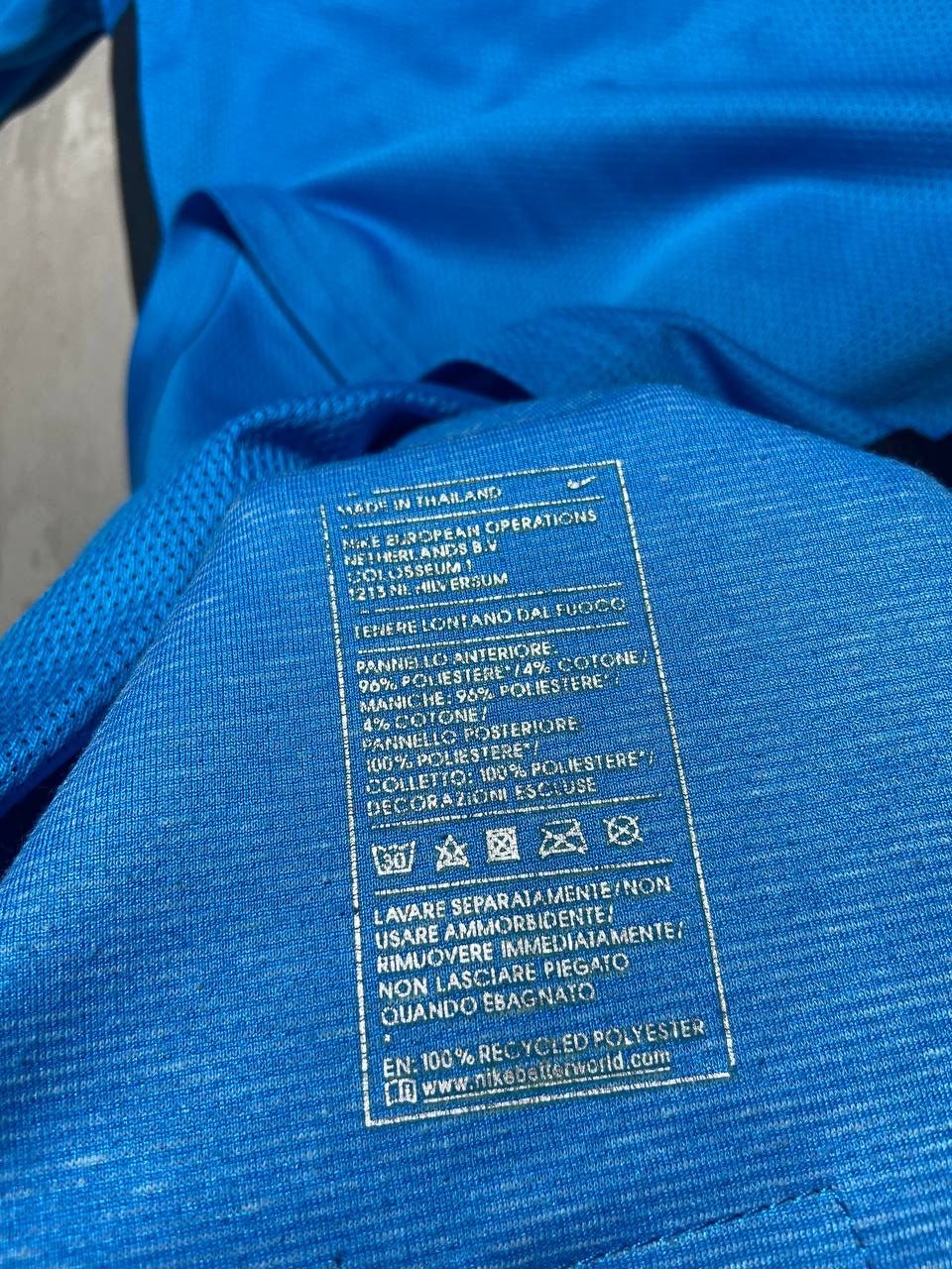 Nike Ranocchia Nike Inter Player Issue jersey Europa League 2014 Size US L / EU 52-54 / 3 - 25 Thumbnail