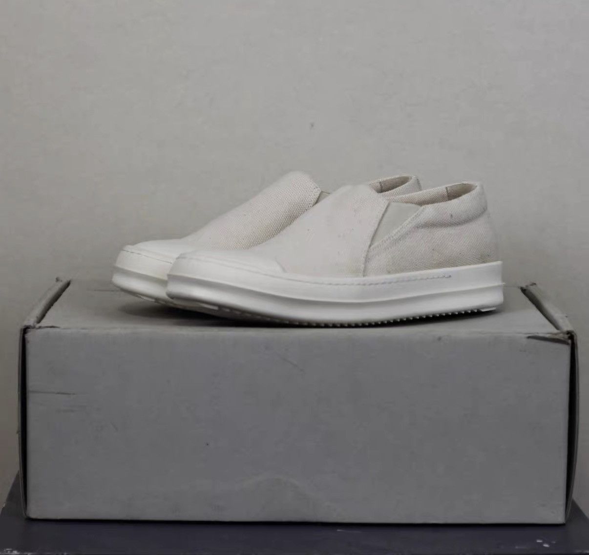 Rick Owens Rick Owens DRKSHDW Canvas Low-Top Slip-On Sneakers Size US 8 / IT 38 - 1 Thumbnail