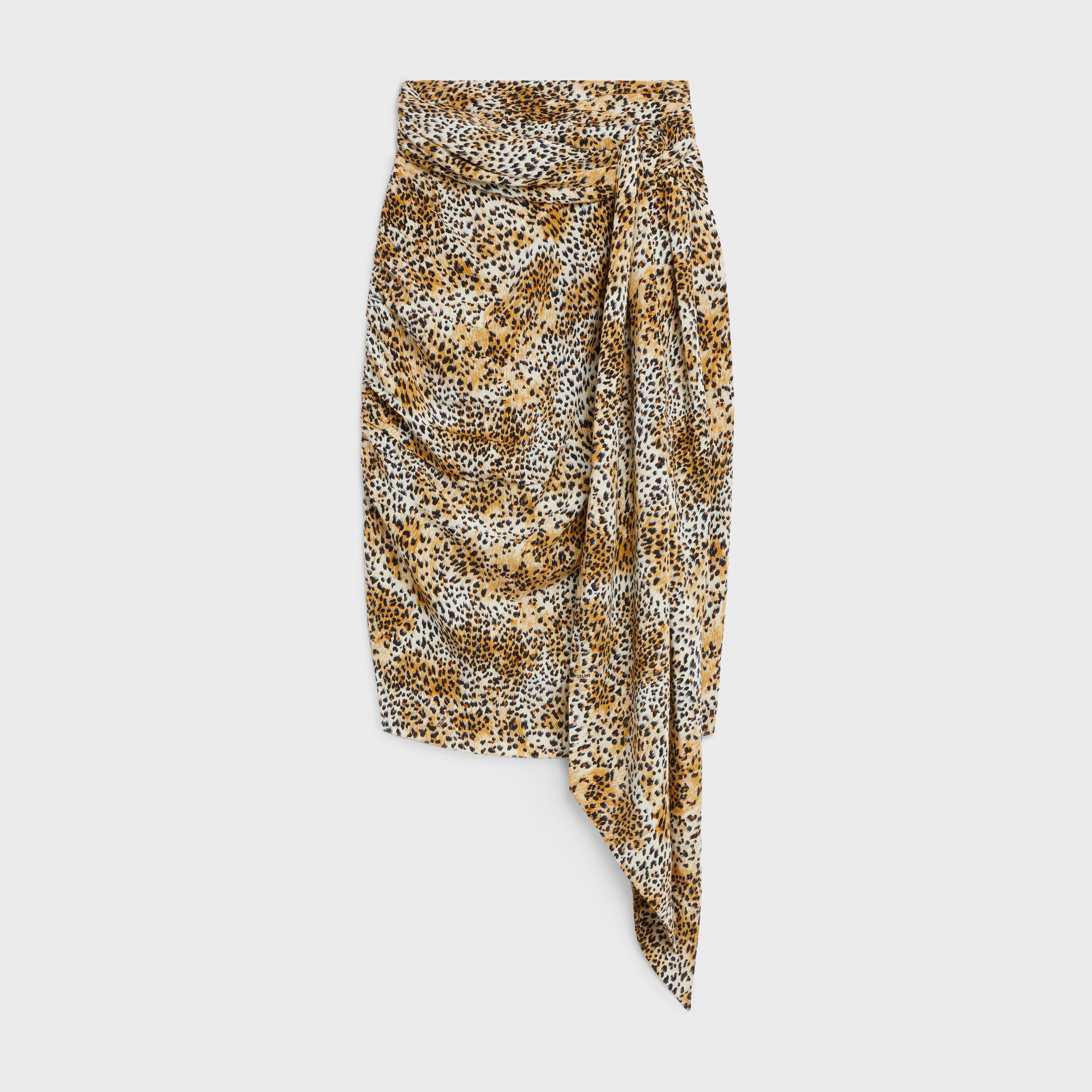 Celine o1w1db10824 Draped Skirt in Crepe De Chine in Leopard Size 27" / US 4 / IT 40 - 2 Thumbnail