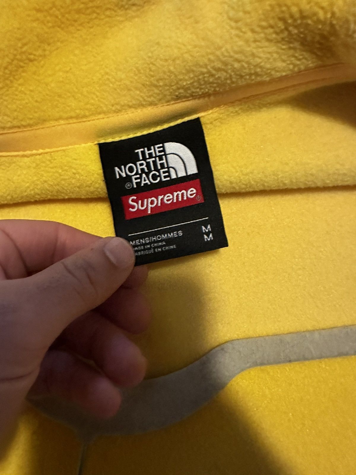 Supreme supreme trans fleece Size US M / EU 48-50 / 2 - 3 Thumbnail