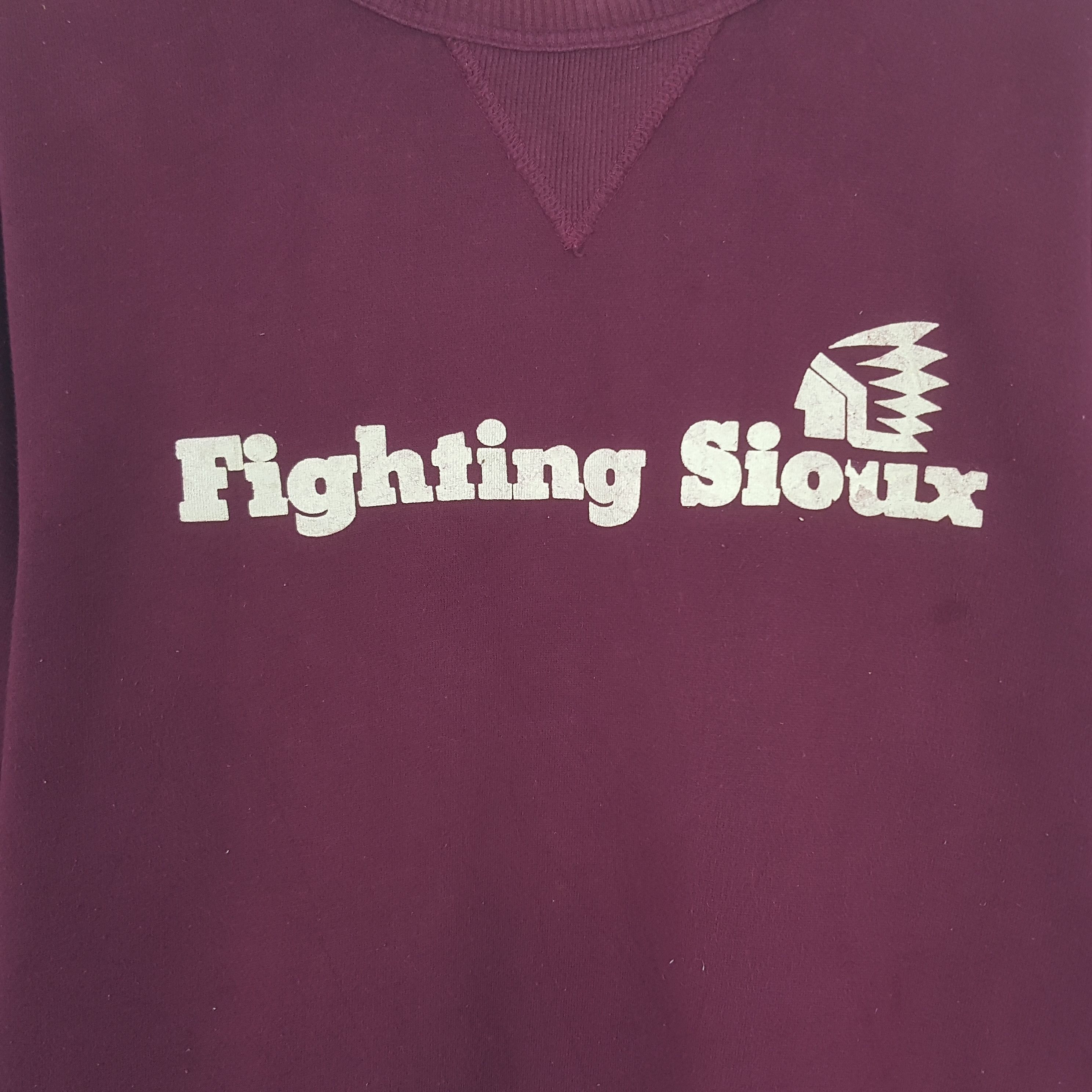 Vintage Vintage Fighting Sioux Sweatshirt Size US L / EU 52-54 / 3 - 2 Thumbnail