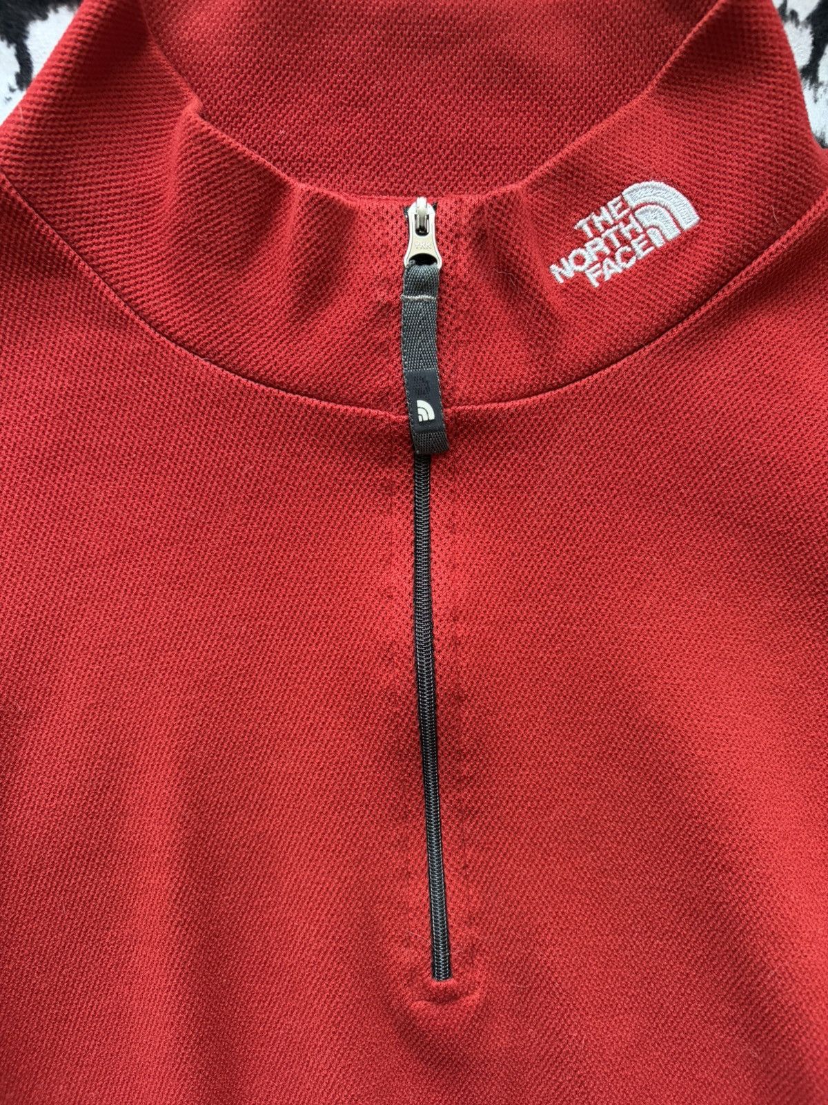 The North Face The North Face embroidered red quarter zip sweatshirt Size US M / EU 48-50 / 2 - 3 Thumbnail