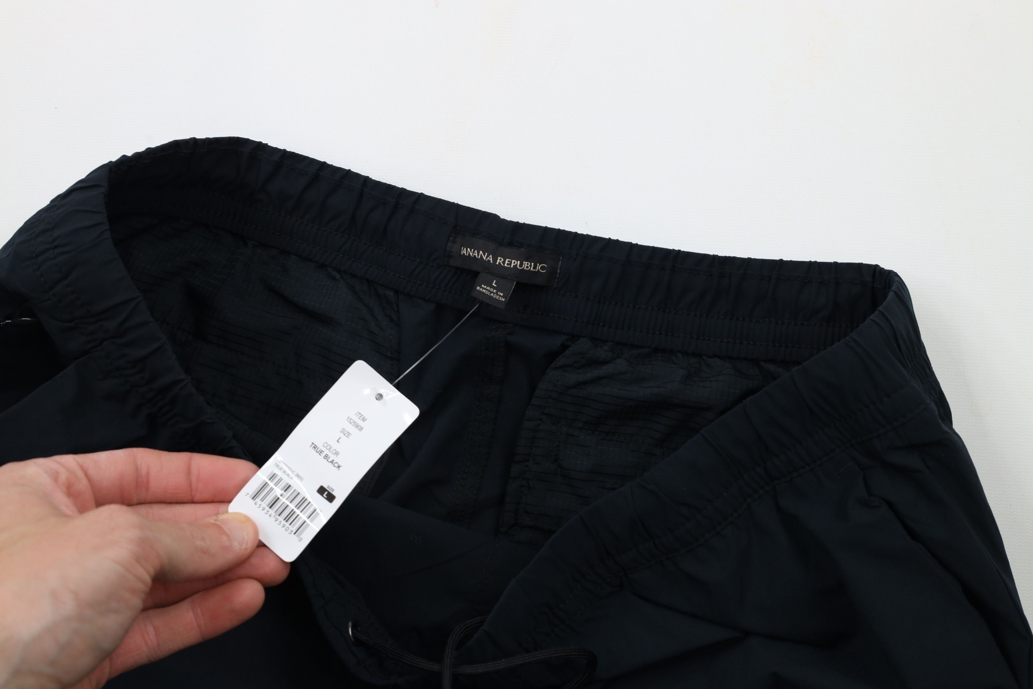 Banana Republic × Vintage New Banana Republic Tech Cuffed Joggers Jogger Pants Black Size US 36 / EU 52 - 6 Thumbnail