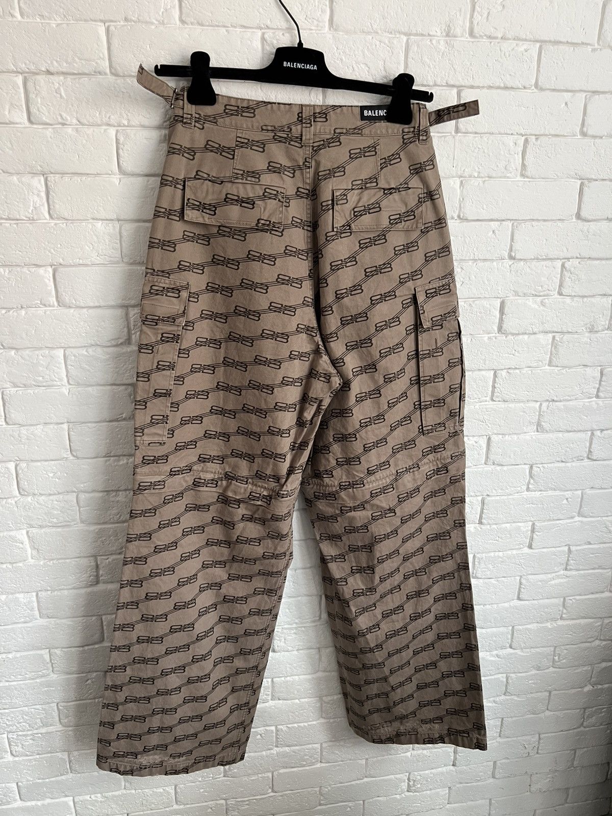Balenciaga XS Detachable cargo pants Size US 30 / EU 46 - 4 Thumbnail