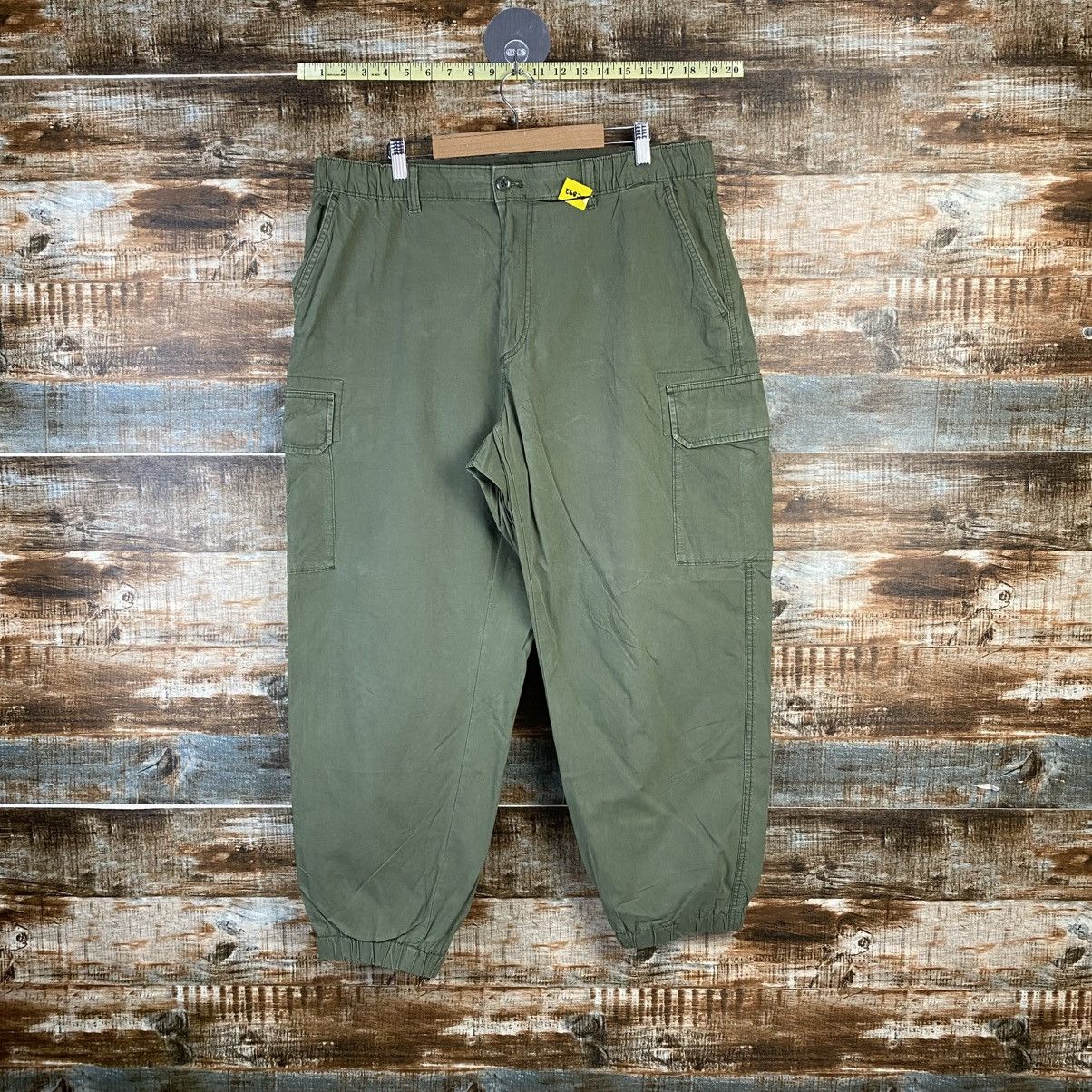 Japanese Brand DL Uniqlo Green Cargo Multipocket Joggers Pants #C892 Size US 35 - 1 Thumbnail