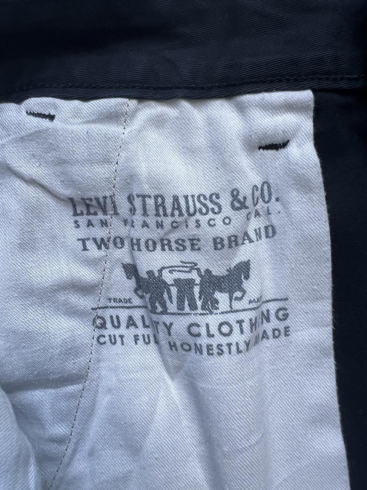 Designer Vintage Levi’s Cargo Shorts Size US 30 / EU 46 - 5 Thumbnail