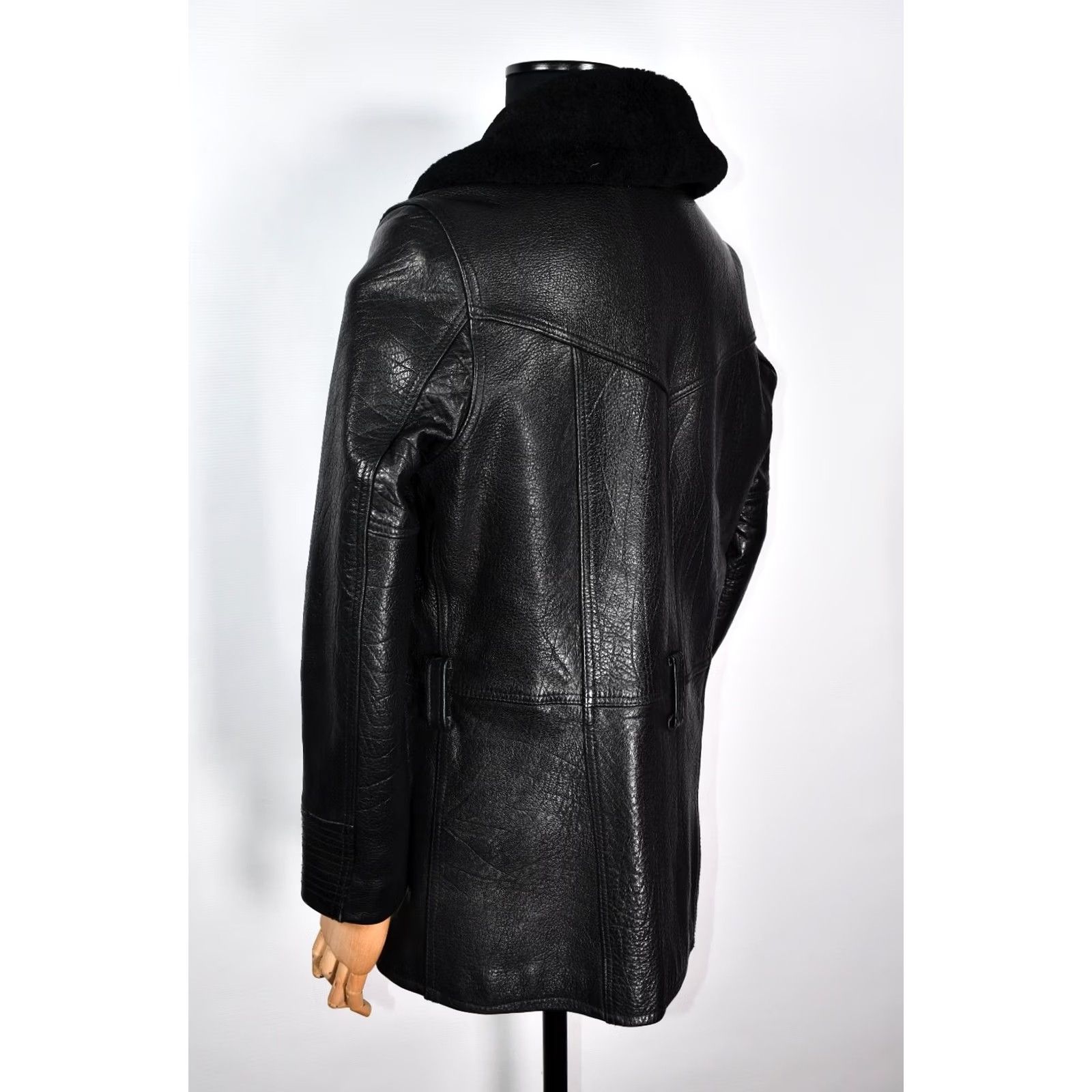 Levi's Levi's RED Leather Black Coat Wool Lining Men's Winter Jacket M Black Leather Wool Lining Jacket Mens M jacket coat Size US M / EU 48-50 / 2 - 7 Thumbnail
