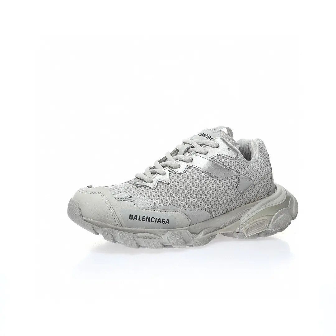 Balenciaga o1in1g0924 Track.3 Sneaker in Light Grey Size US 11 / EU 44 - 2 Thumbnail