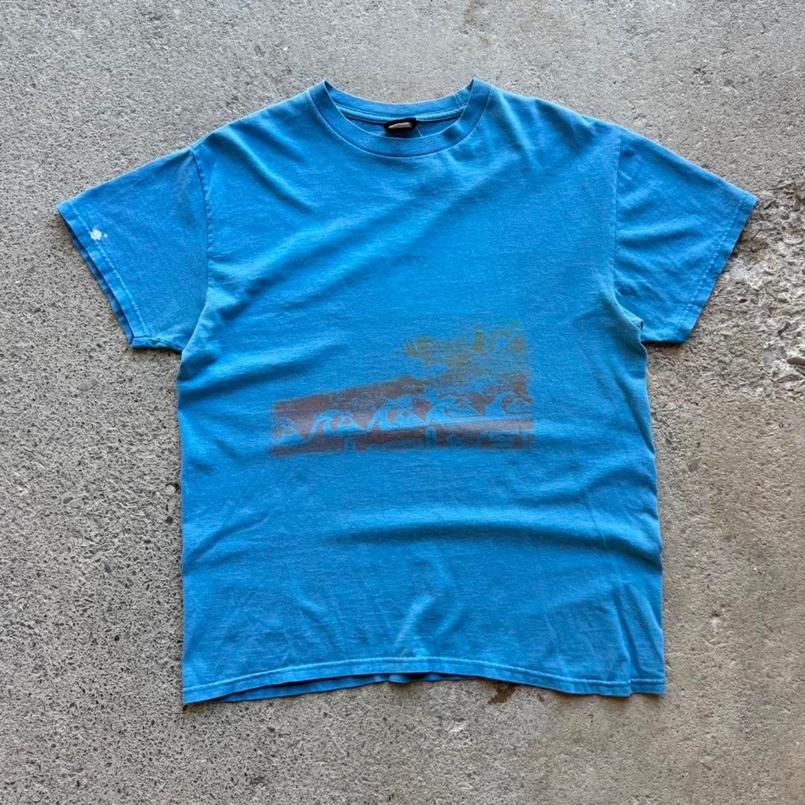 Quiksilver Faded Y2K Quiksilver Surf T-Shirt Size US M / EU 48-50 / 2 - 1 Thumbnail