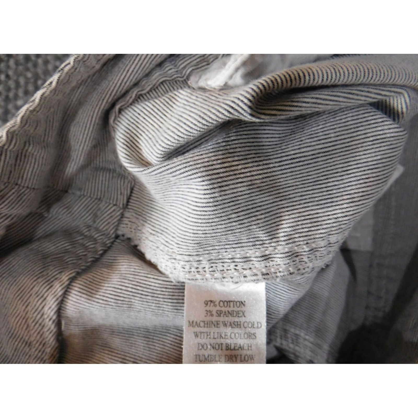 Madison Madison Womens Shorts 4 Gray Striped Classic Stretch Button Size 28" / US 6 / IT 42 - 6 Thumbnail