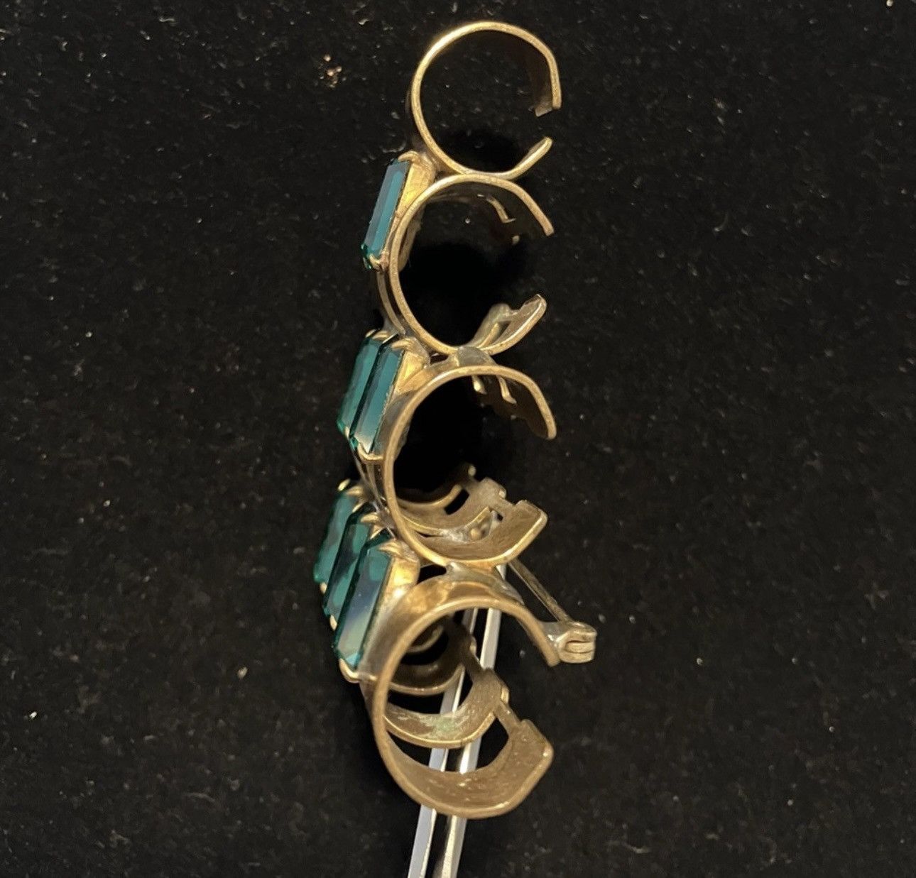 Vintage Vtg Large Mid Century Modern Gold Tone Green Glass Brooch Size ONE SIZE - 4 Thumbnail