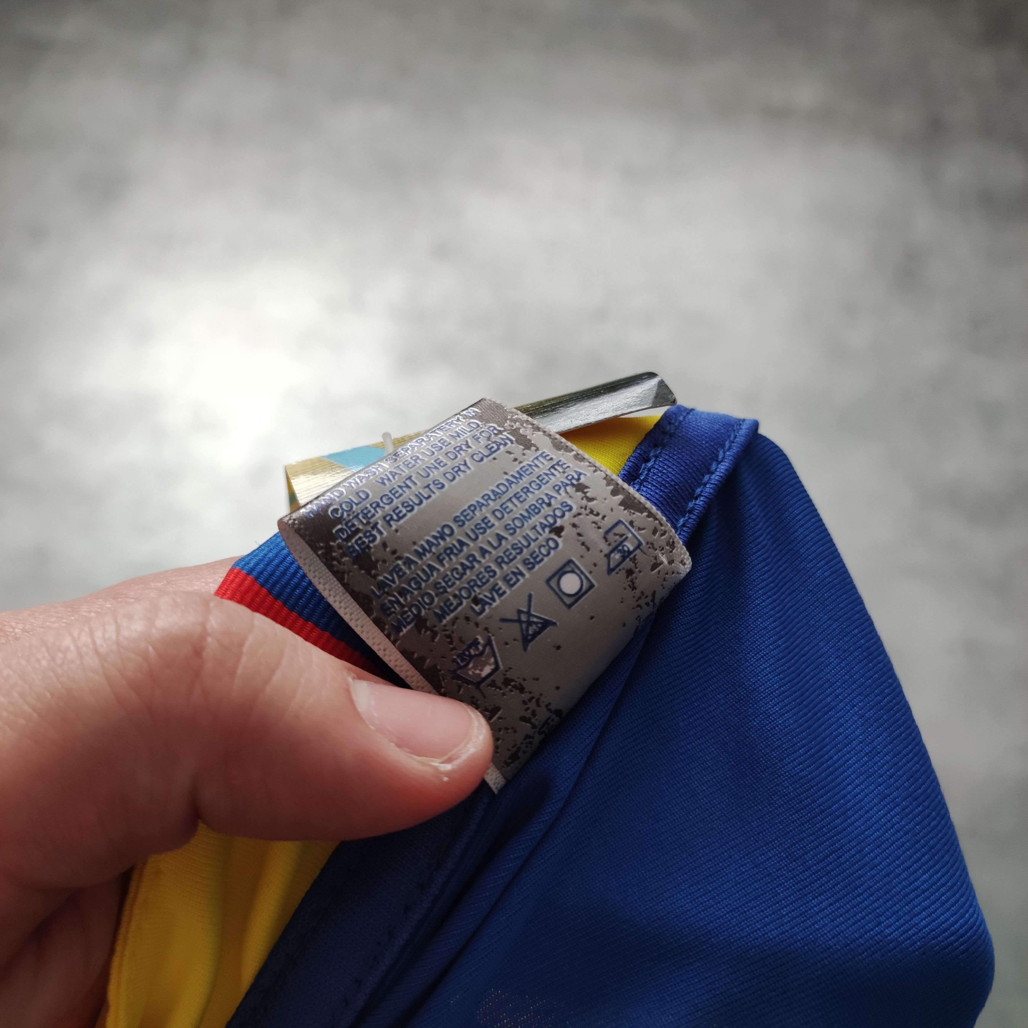 Vintage RARE 2011-13 Ecuador Football National Team Home Jersey Size US L / EU 52-54 / 3 - 8 Thumbnail