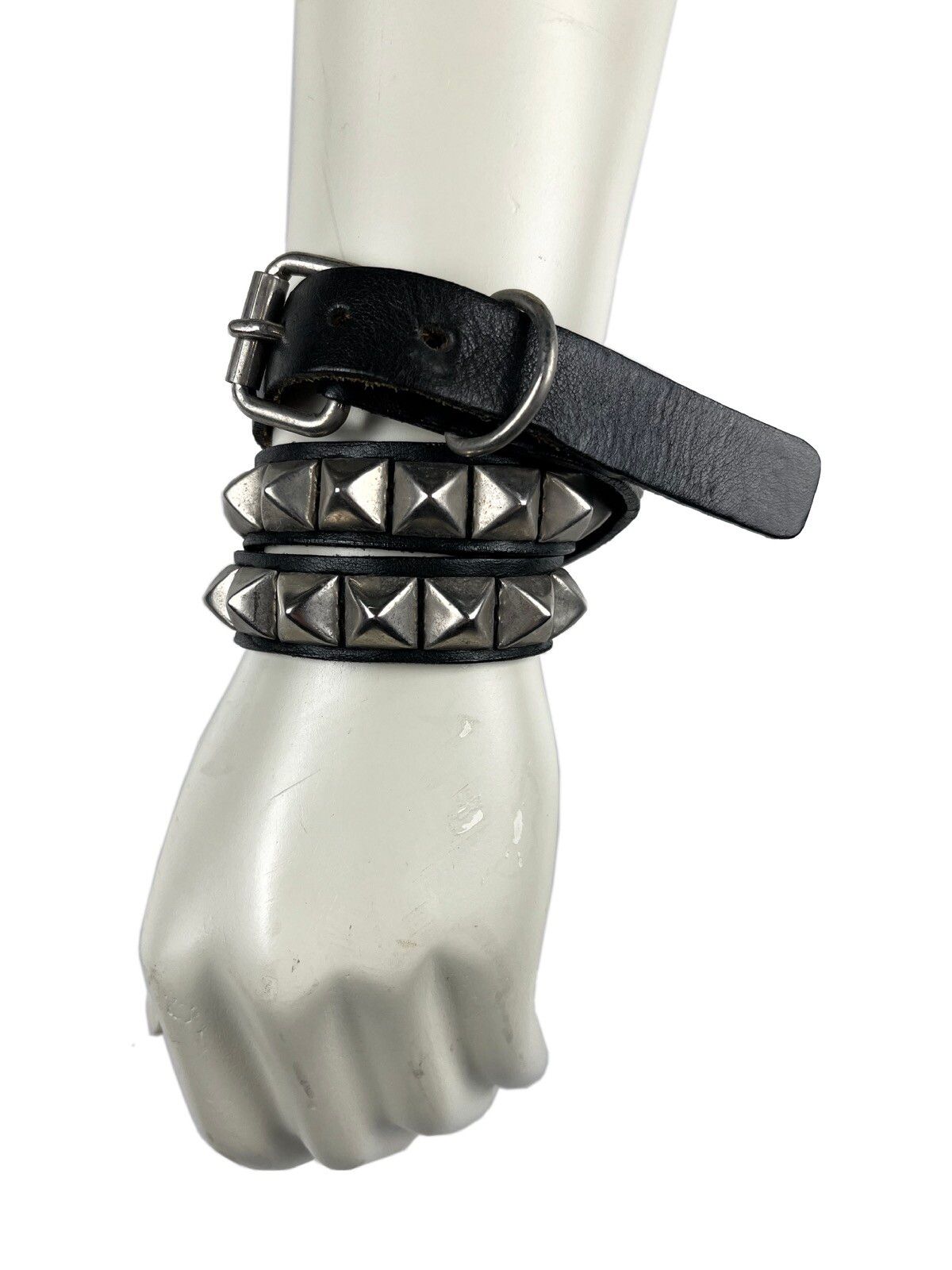 Pre-owned Undercover Triple Wrap Silver Studded Leather Belt Bracelet In Black