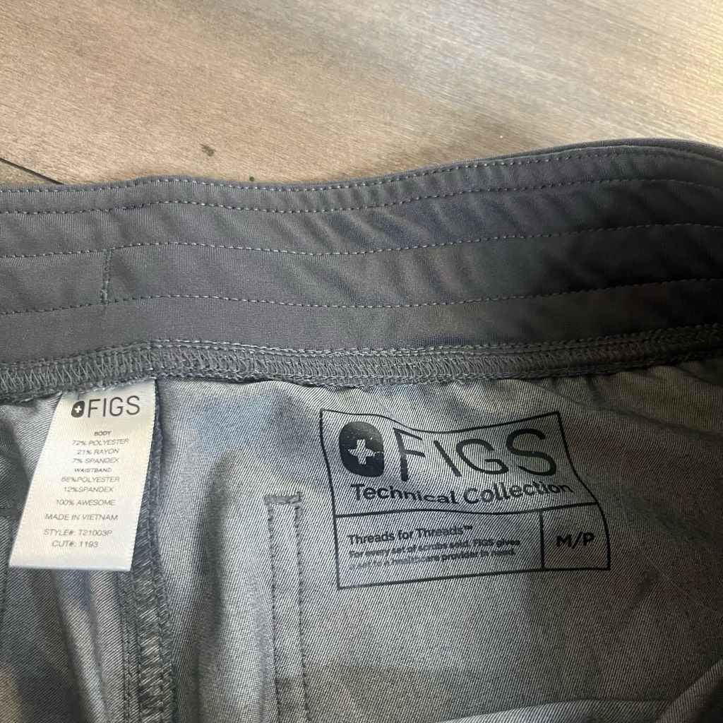 Ordinary Fits Figs Grey Athletic Bottom Scrubs Women Medium Petite Bin H-4 Size 28" / US 6 / IT 42 - 2 Thumbnail