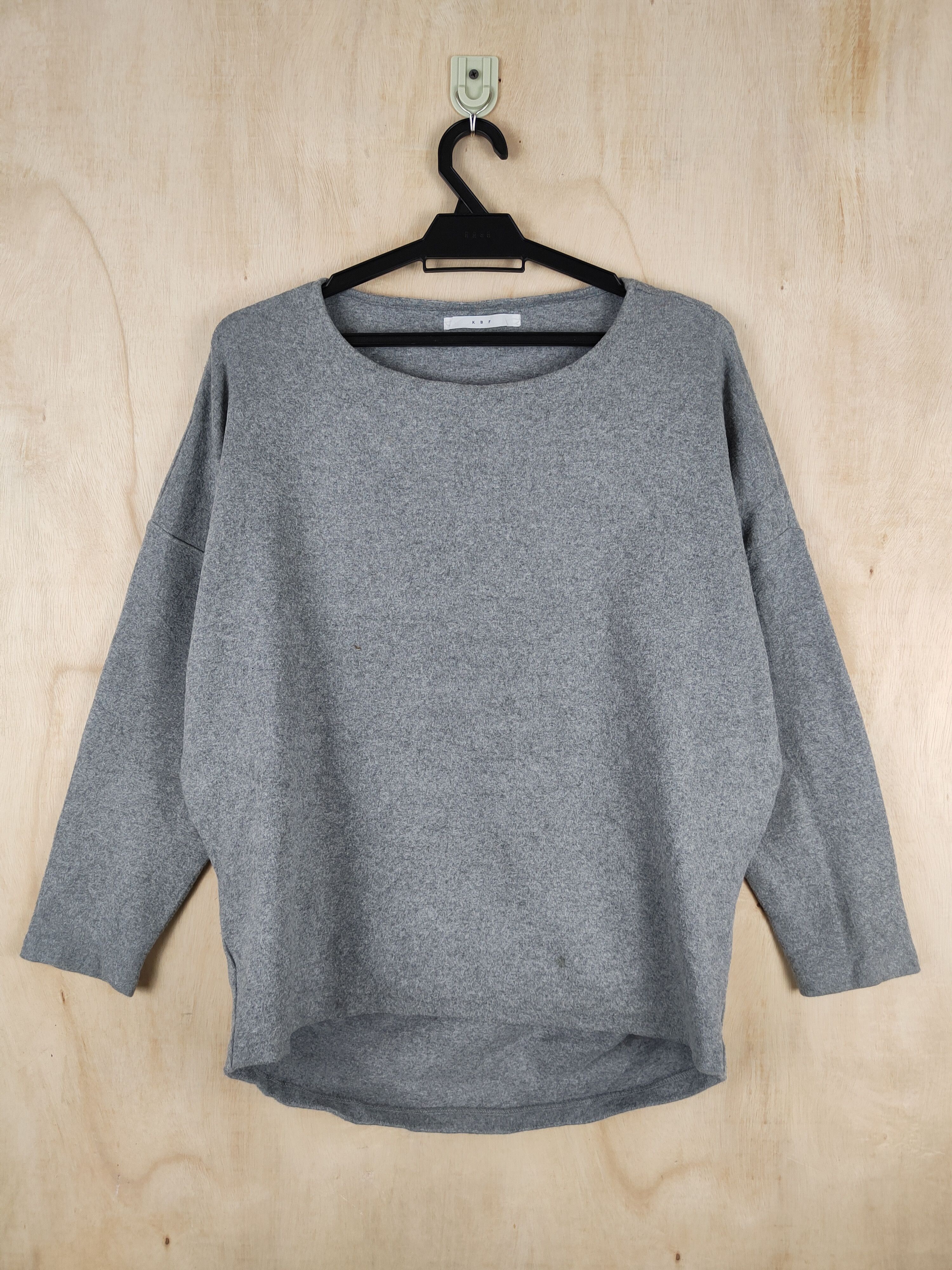 Japanese Brand × Vintage KBF Gray Sweatshirts #S2599 Size L / US 10 / IT 46 - 1 Thumbnail