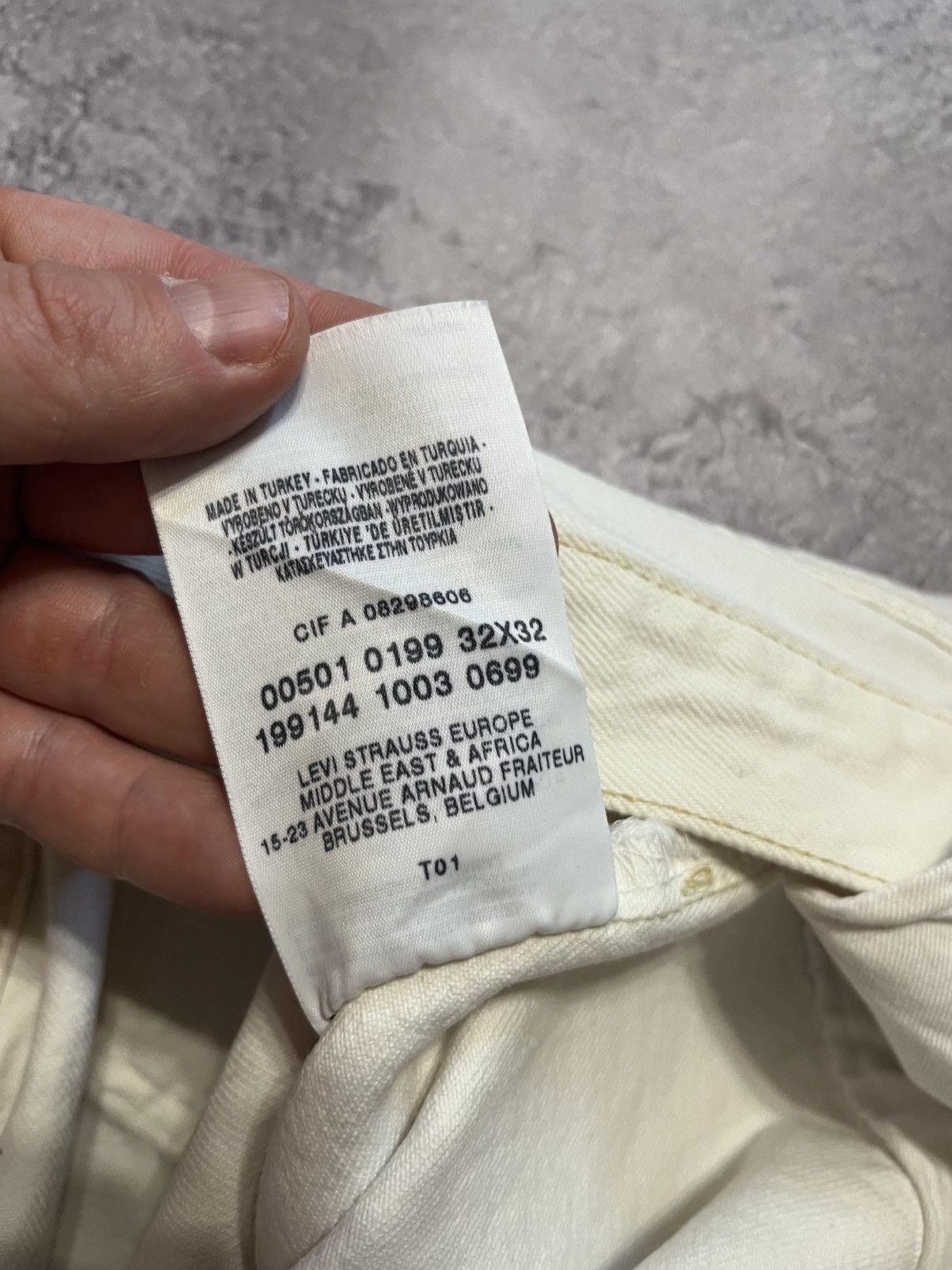 Levi's Vintage Reworked Levi’s 501 denim jeans Size US 32 / EU 48 - 11 Thumbnail