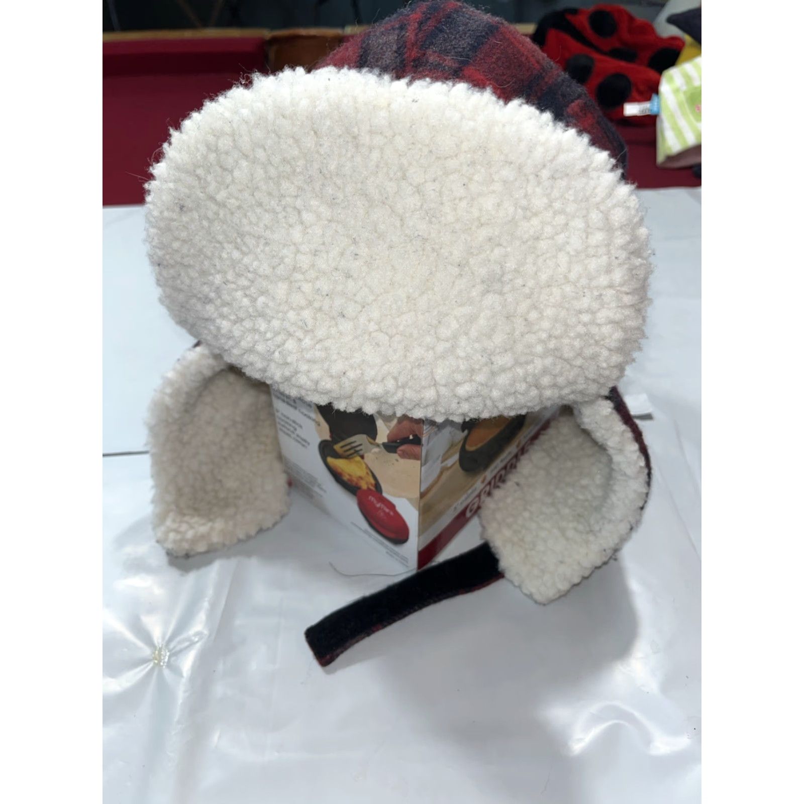 Old Navy VINTAGE Old Navy Trapper Hat Wool Plaid Fleece Lined Ear Flap Snap L XL Unisex Adults Red Gray Wool Blend Winter Holiday Christmas 90s USA Size US XL / EU 56 / 4 - 7 Thumbnail