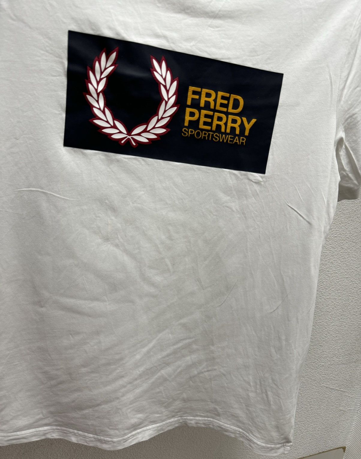 Fred Perry Fred Perry big logo white t-shirt L sz Size US L / EU 52-54 / 3 - 5 Thumbnail