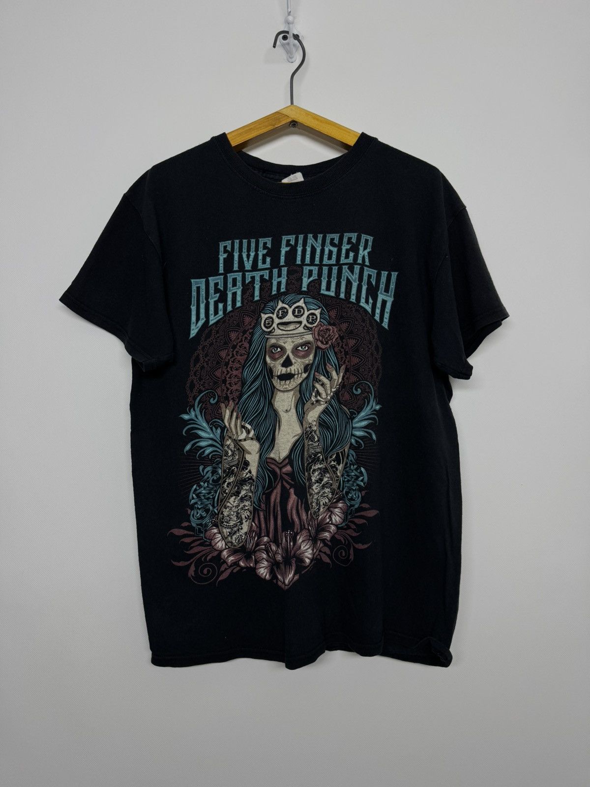 Gildan Vintage Y2k Five Finger Death Punch T-Shirt 00’s Size M / US 6-8 / IT 42-44 - 1 Thumbnail