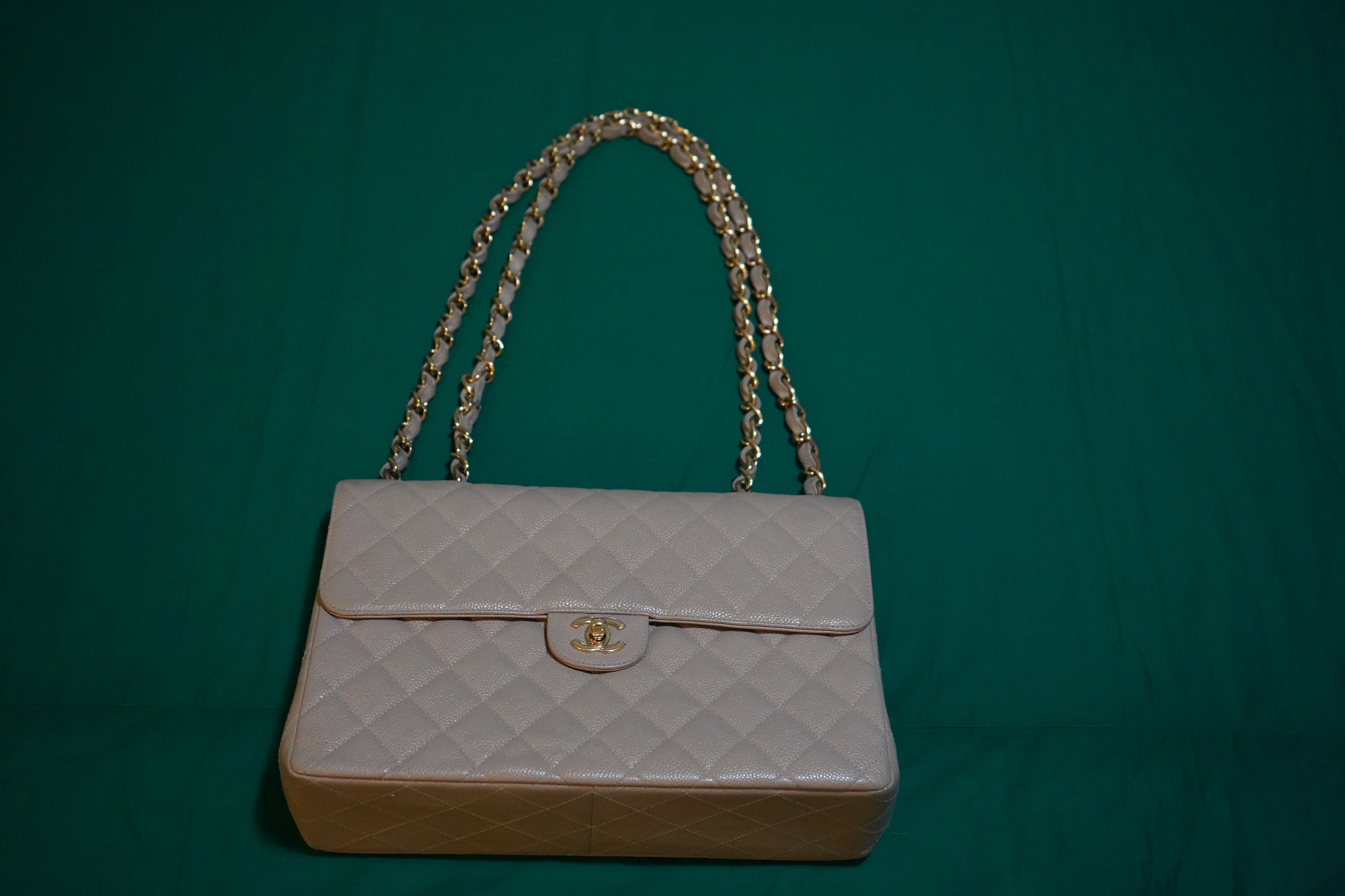 Chanel Chanel Jumbo Caviar Purse Size ONE SIZE - 1 Thumbnail