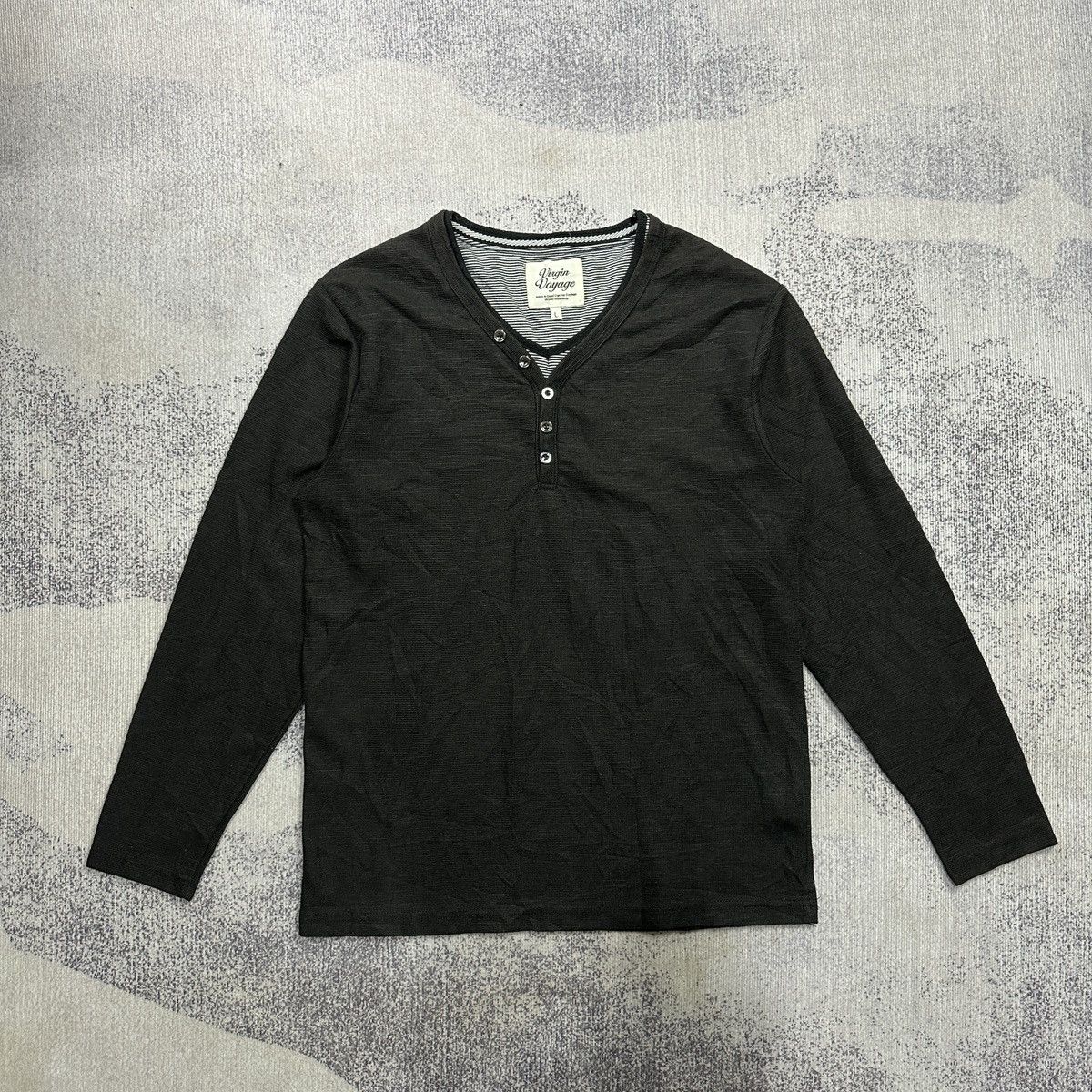 Japanese Brand Virgin voyage Size US M / EU 48-50 / 2 - 1 Thumbnail