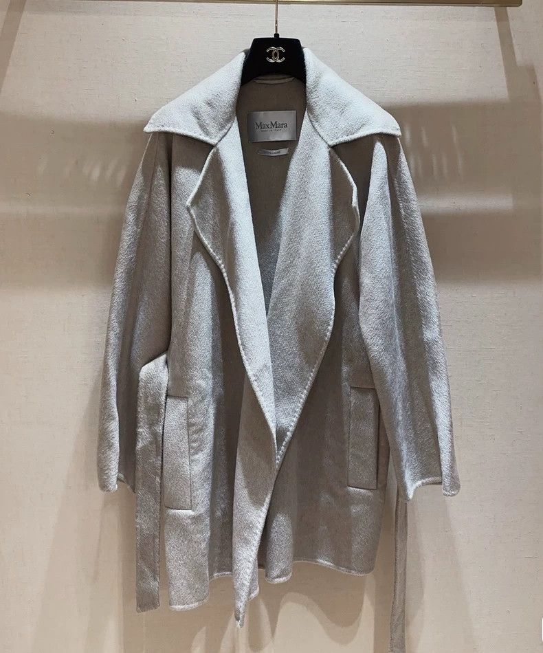 Max Mara Max Mara Oatmeal full cashmere coat jacket Size M / US 6-8 / IT 42-44 - 2 Thumbnail