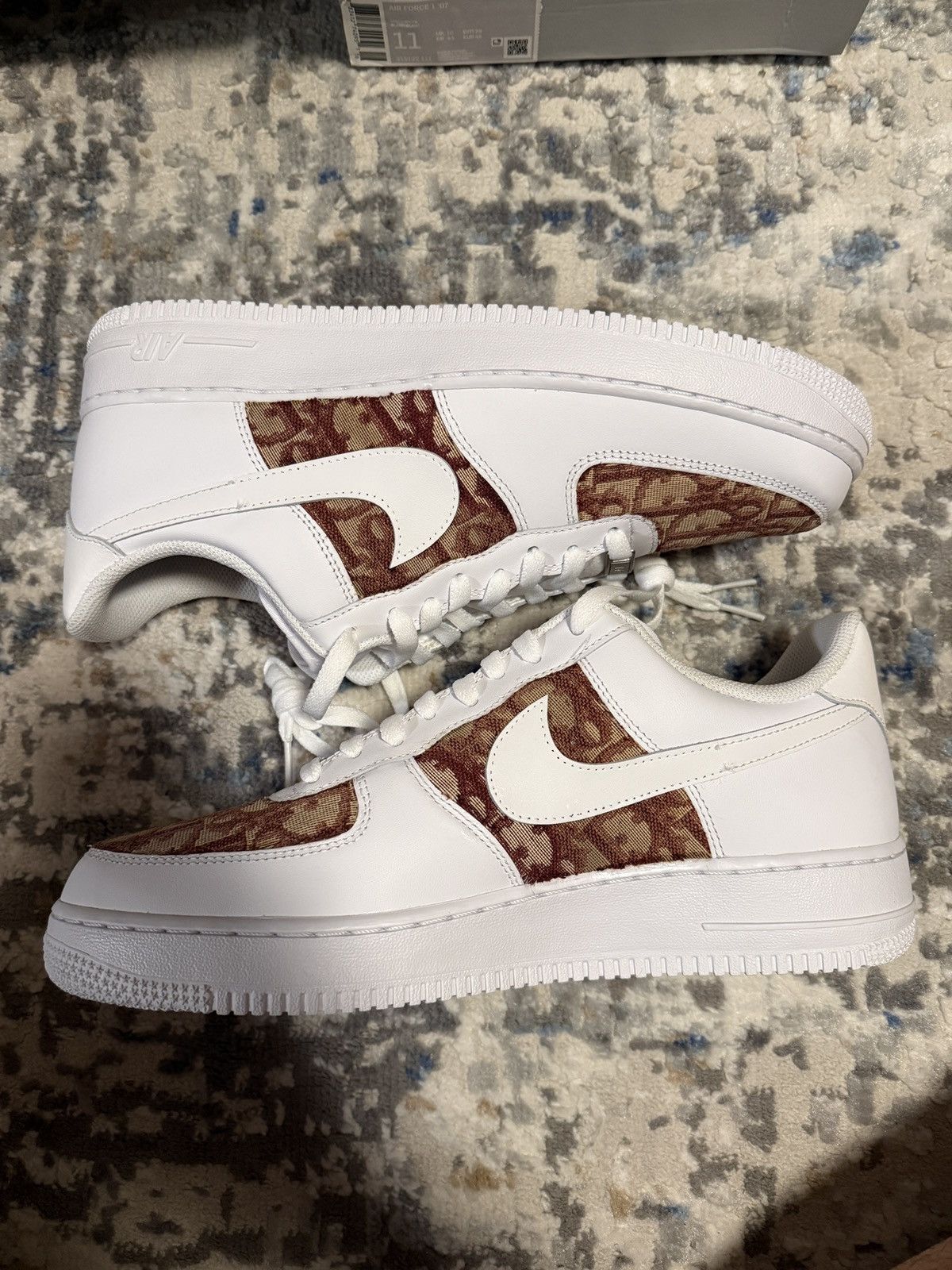 Nike Nike Air Force 1 Size US 11 / EU 44 - 3 Thumbnail