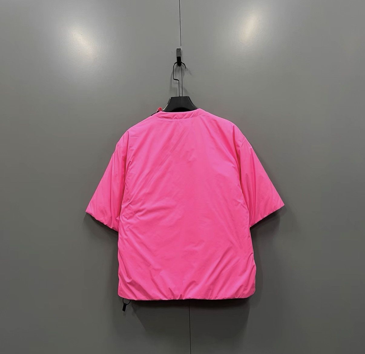 Prada Prada Pink Nylon Short Sleeve with Logo Patch J41 Size M / US 6-8 / IT 42-44 - 2 Thumbnail