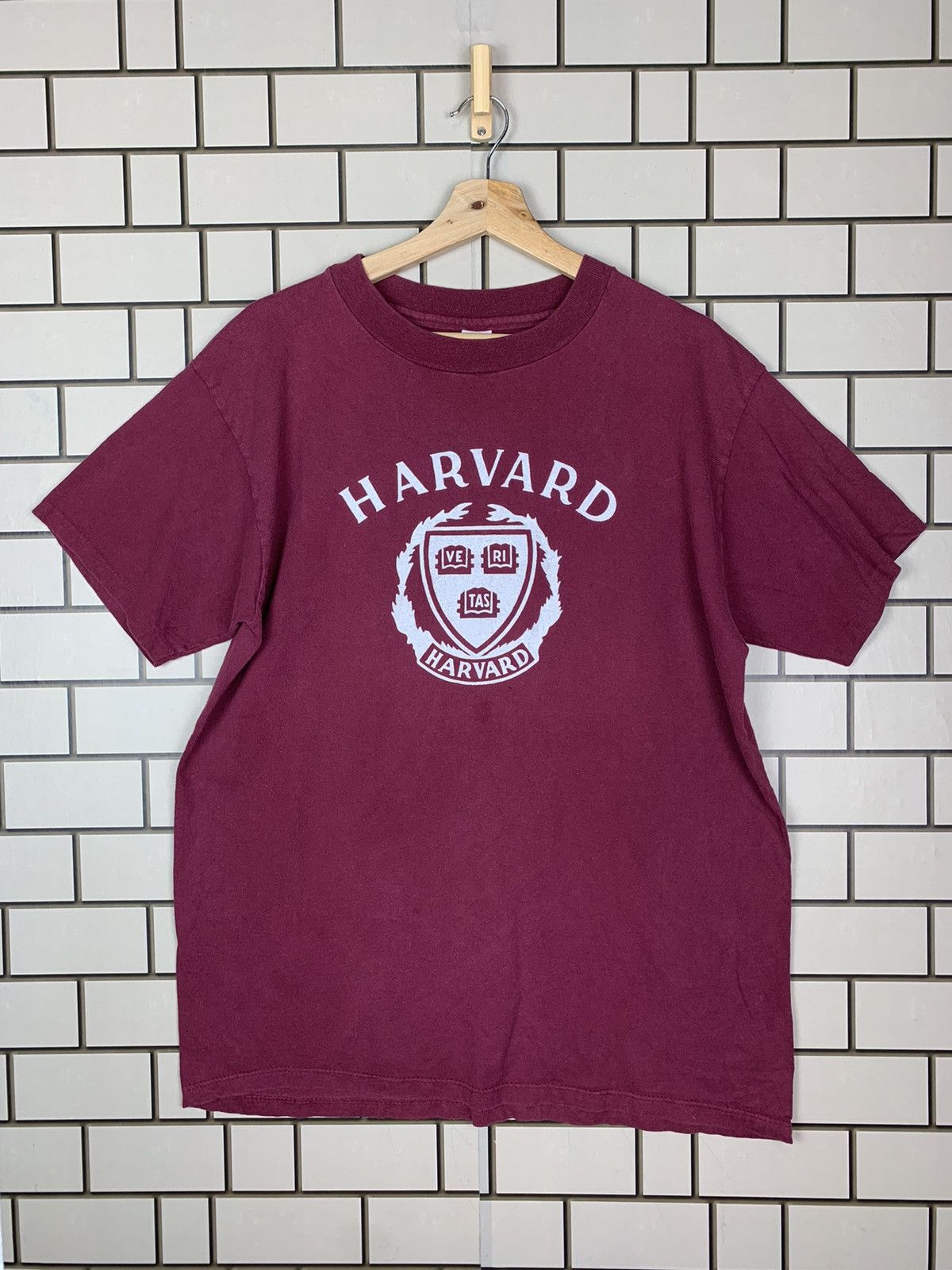 Vintage Vintage Champion Harvard Tees Size US L / EU 52-54 / 3 - 1 Thumbnail