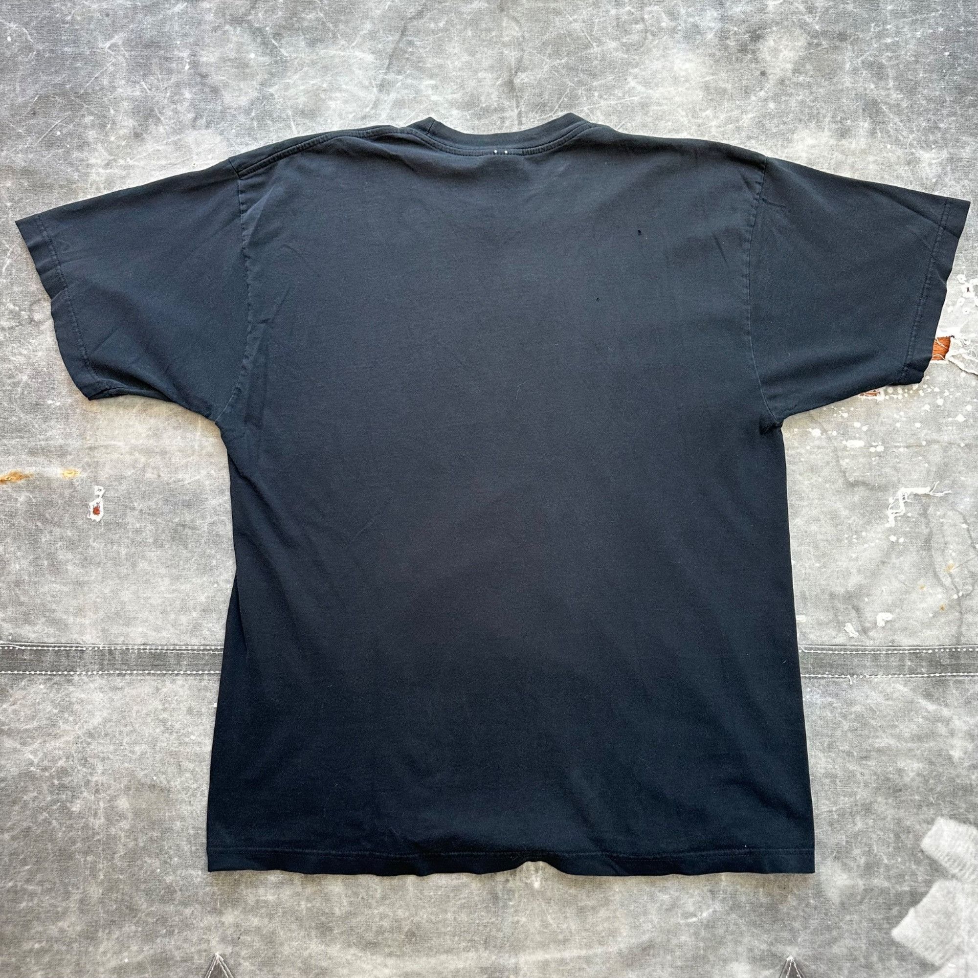 Vintage Vintage 90s Nike Spellout Swoosh Faded Shirt Size US XL / EU 56 / 4 - 4 Thumbnail