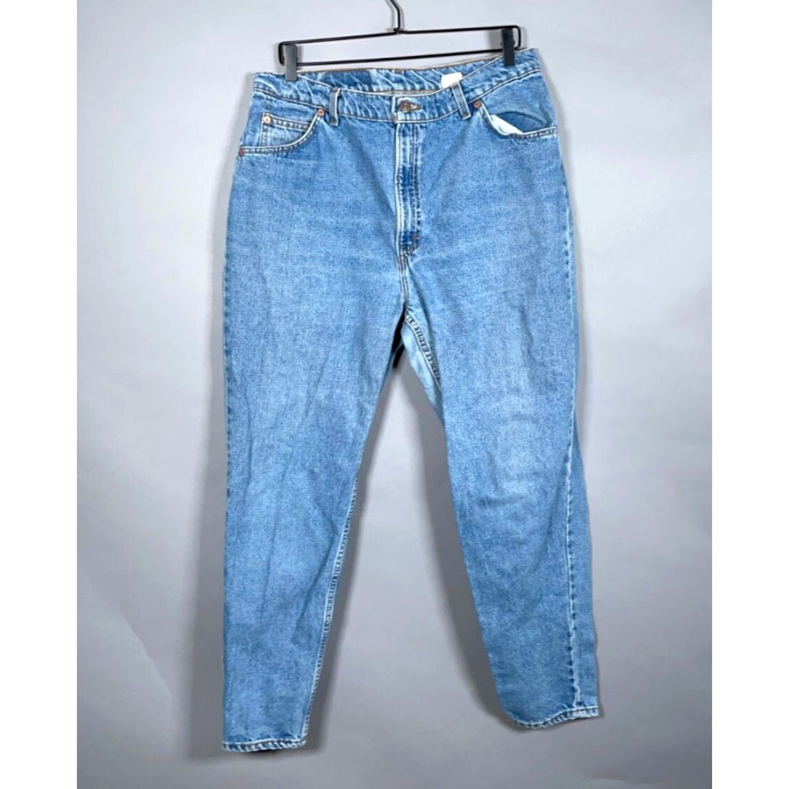Levi's VINTAGE Levi's 90s Women's Relaxed Fit Tapered Leg Jeans 18W (35 x 30) Blue Orange Tab Classic Size 40" / US 18 - 2 Thumbnail