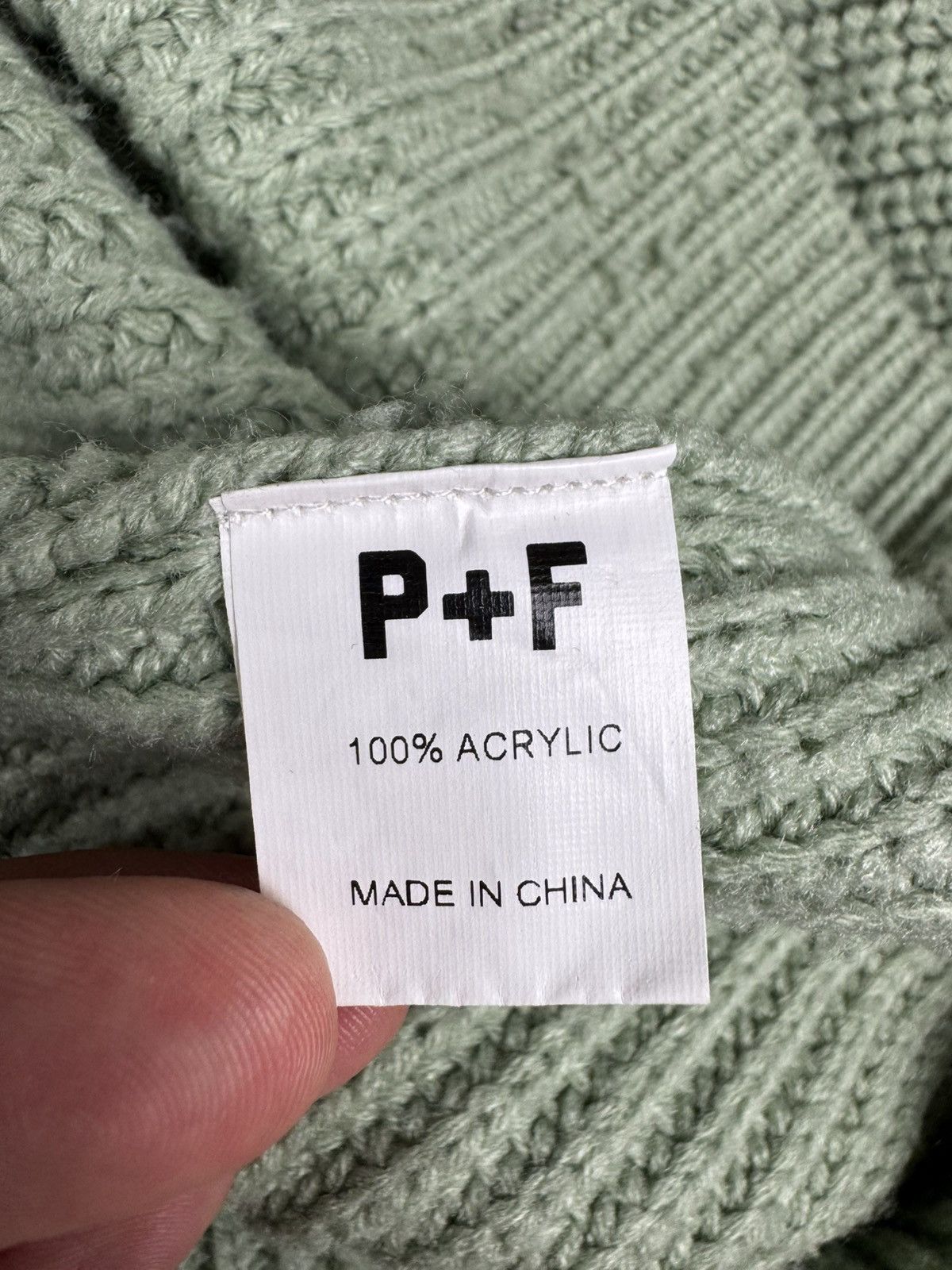 Places + Faces Places + Faces sage green embroidered spellout sweater knit Size US S / EU 44-46 / 1 - 10 Thumbnail