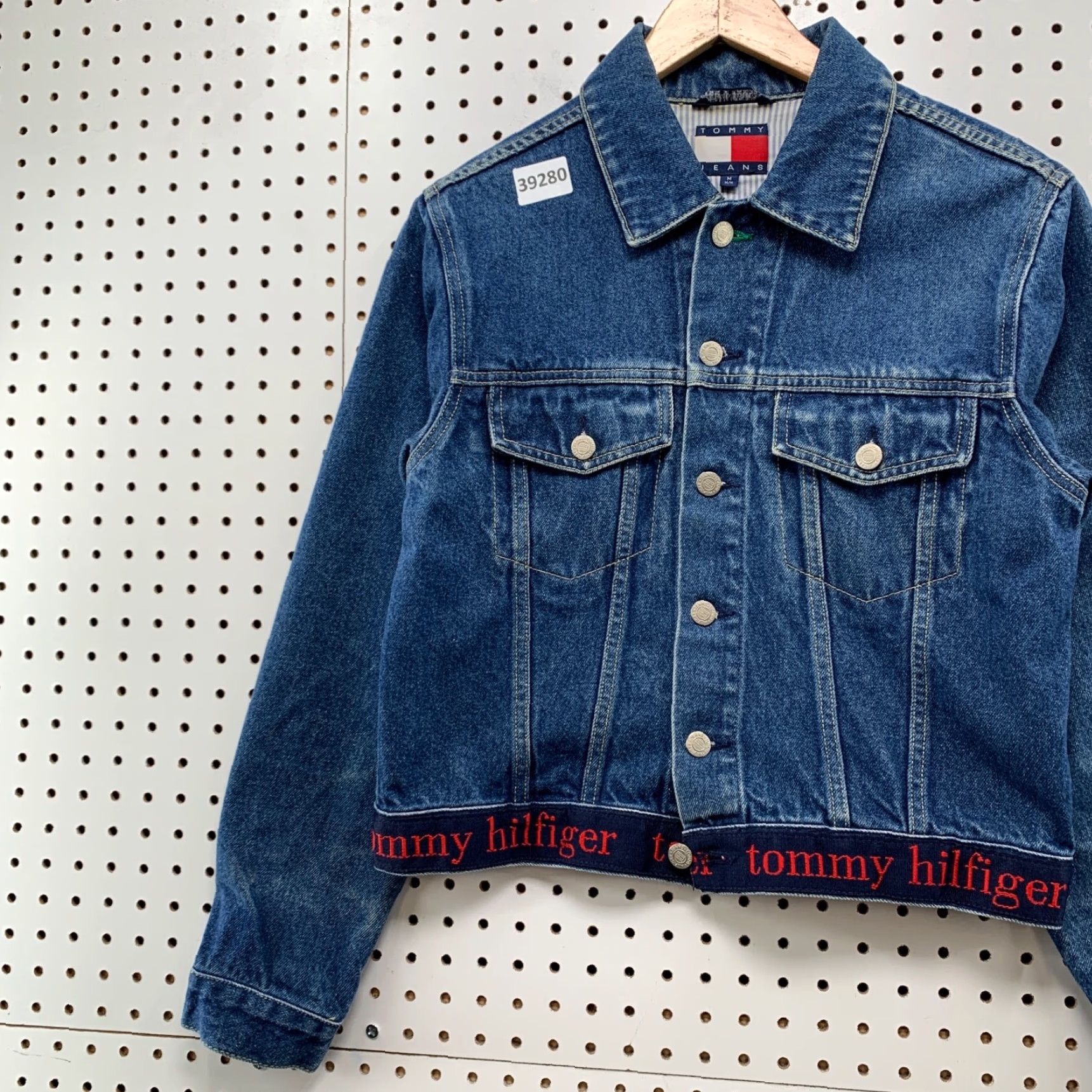 Tommy Hilfiger VINTAGE Tommy Hilfiger Denim Trucker Crop Jacket Womens Medium Blue Spellout Y2K Size M / US 6-8 / IT 42-44 - 4 Thumbnail