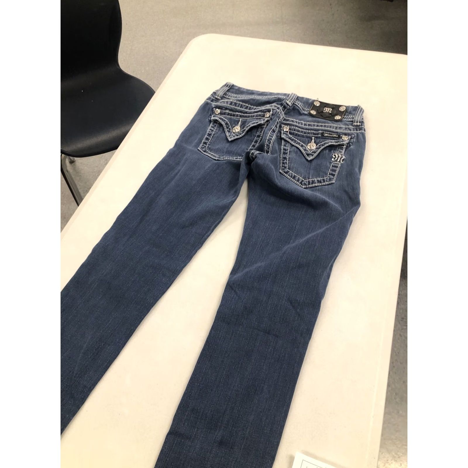 Miss Me MISS ME Jeans Skinny Low Rise 25x29 VAL A 25 Blue Denim 5-Pocket Zip Womens Regular Slim 7" Rise 29" Inseam Size 42" / US 20 - 5 Thumbnail
