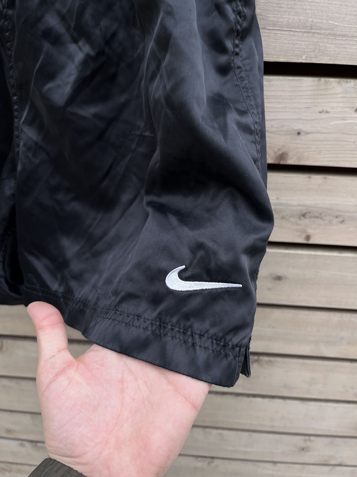 Nike × Vintage Vintage Nike Shorts Nylon Double Big Swoosh Y2K Size US 33 - 4 Thumbnail