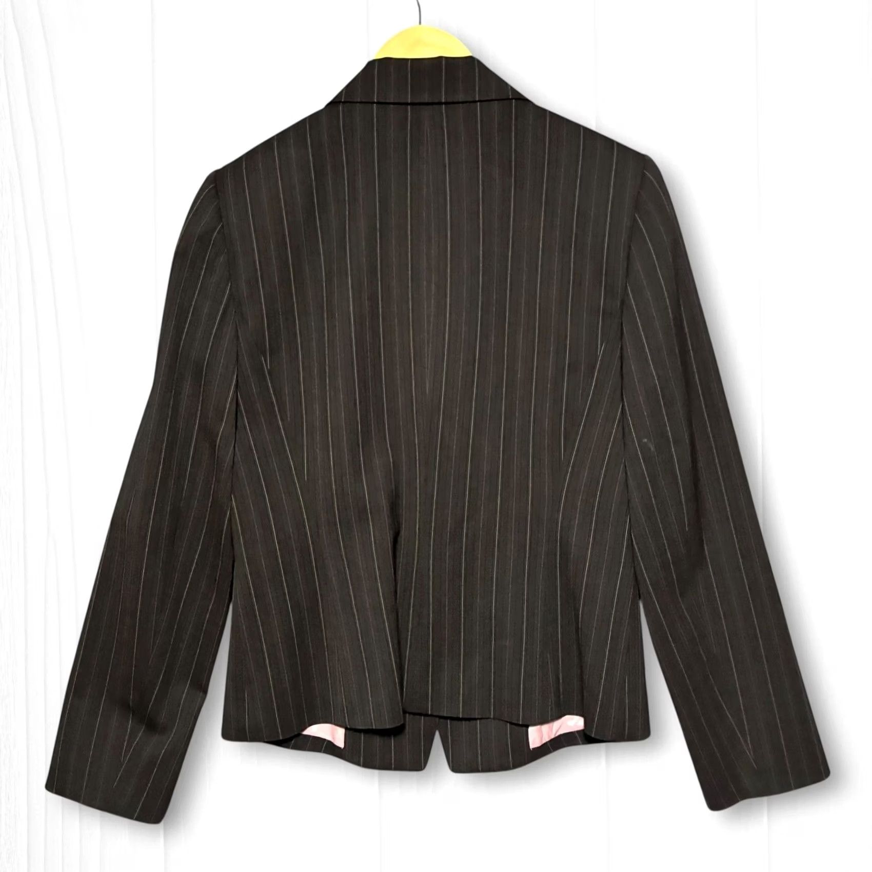 Vintage Tahari Wool Blend Pinstripe Blazer Charcoal Grey Women's 6 Size M / US 6-8 / IT 42-44 - 2 Thumbnail