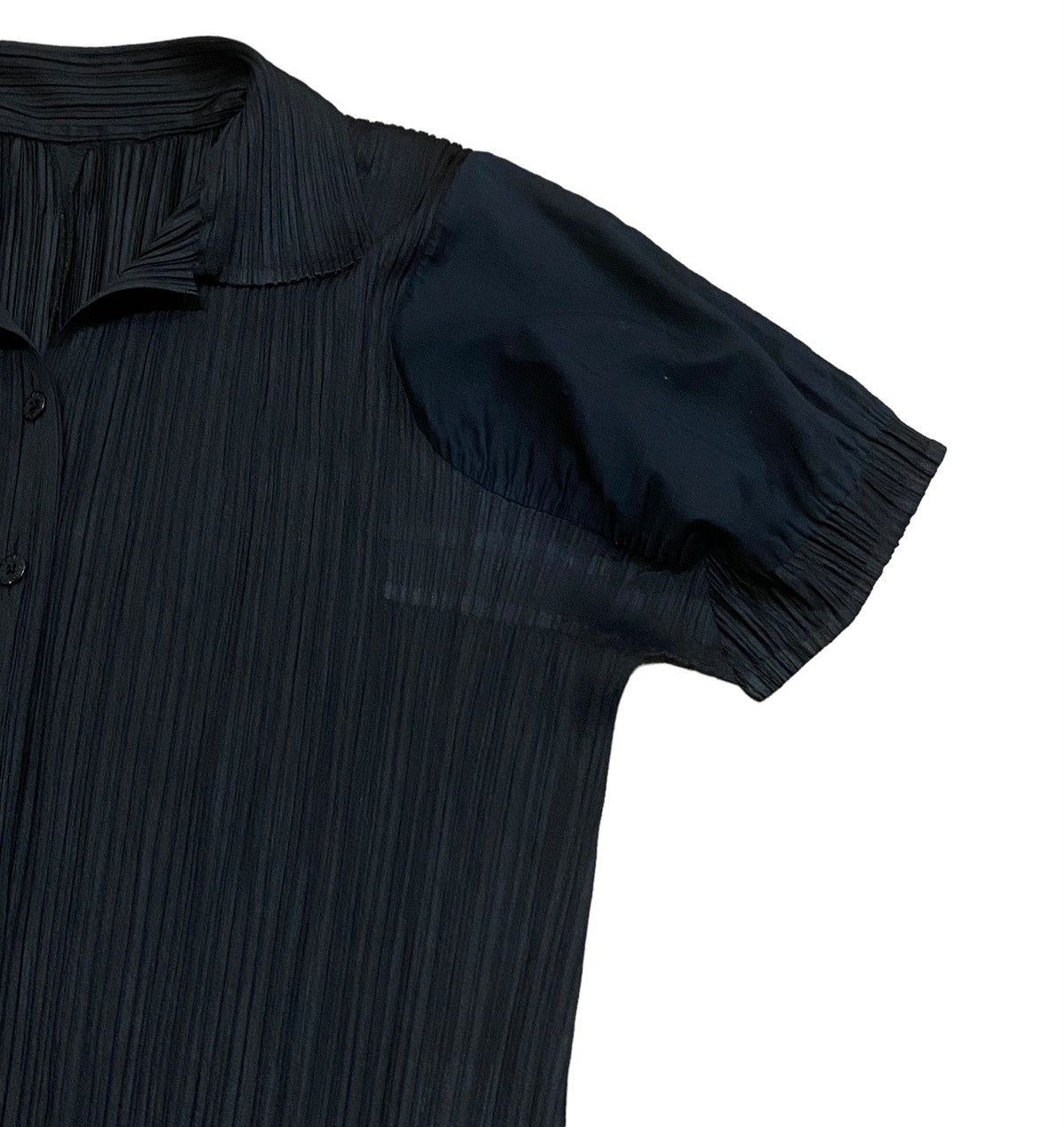 Pleats Please Issey Miyake Rare Vintage Pleast Please Issey Miyake Polos T-shirt 2000s Size ONE SIZE - 6 Thumbnail