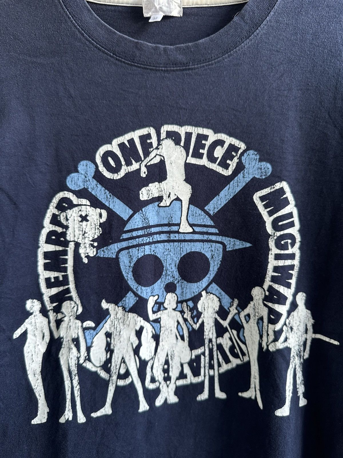 Anime RARE ARTICLE ONE PIECE CREW MEMBER LONG SLEEVE TSHIRT Size US M / EU 48-50 / 2 - 2 Thumbnail