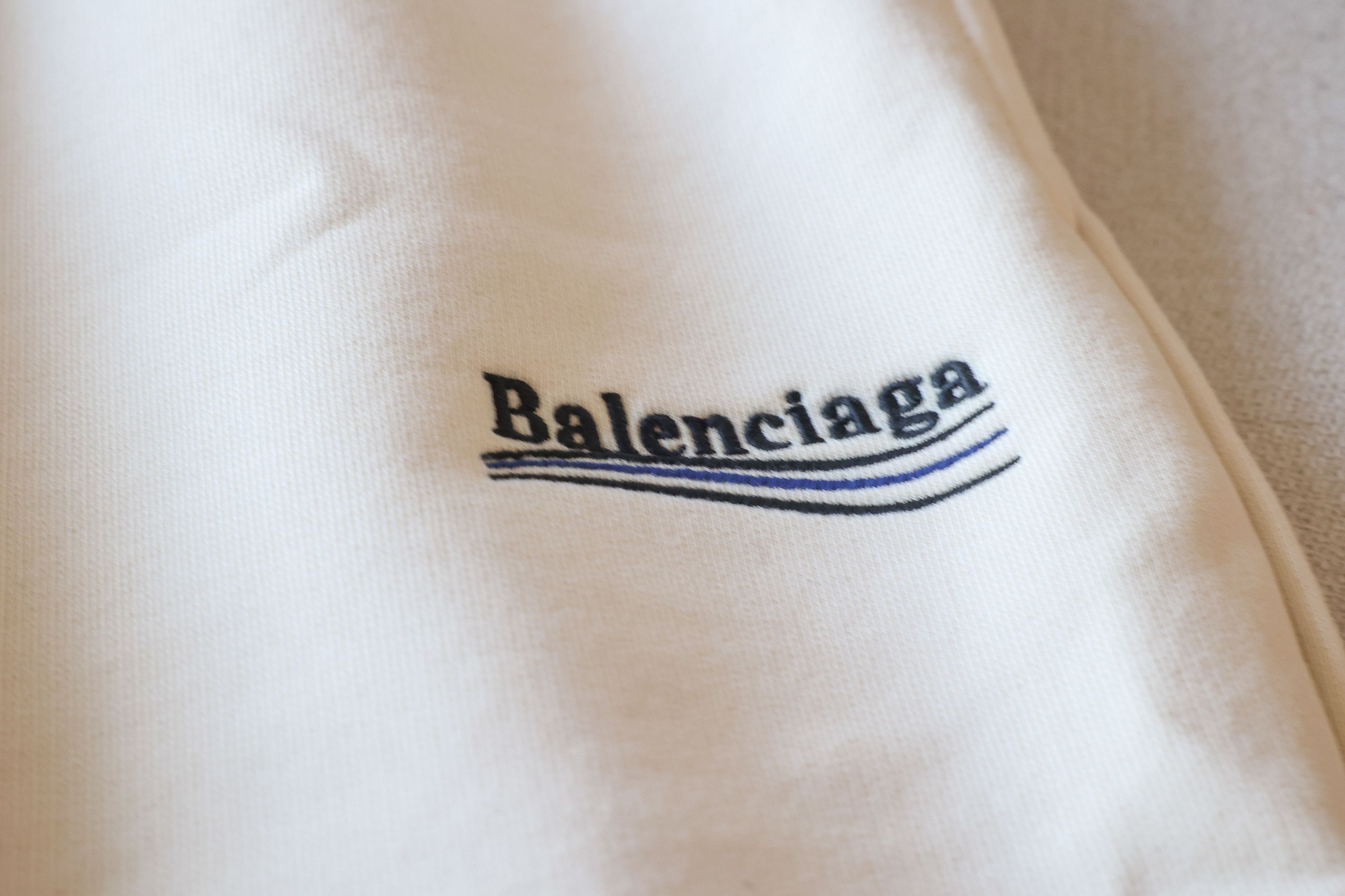 Balenciaga Balenciaga Political Campaign Shorts Size US 30 / EU 46 - 2 Thumbnail