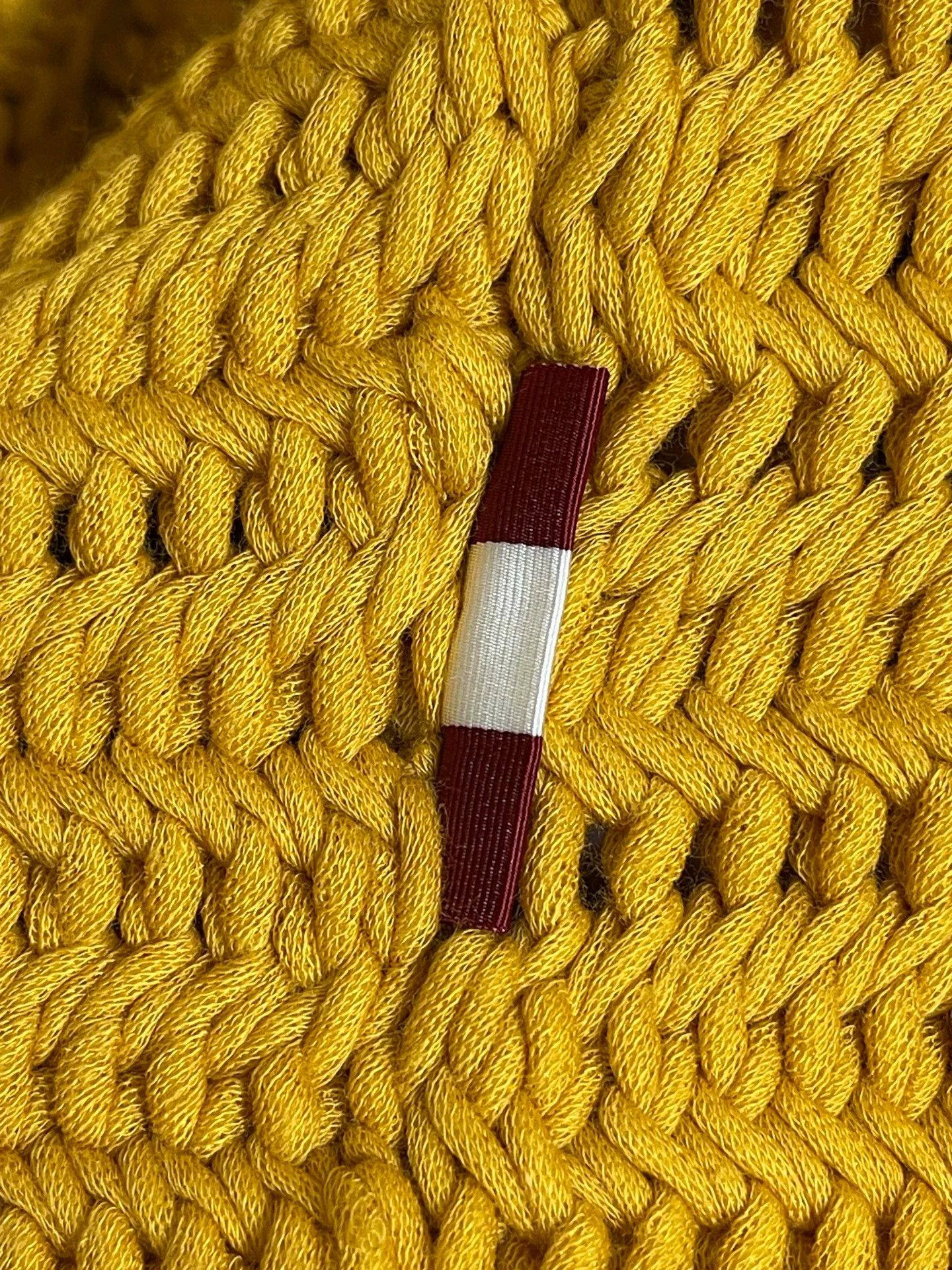 Bally Bally Mustard Yellow Oversized Chunky Knit Sweater Size 52 Size US L / EU 52-54 / 3 - 5 Thumbnail