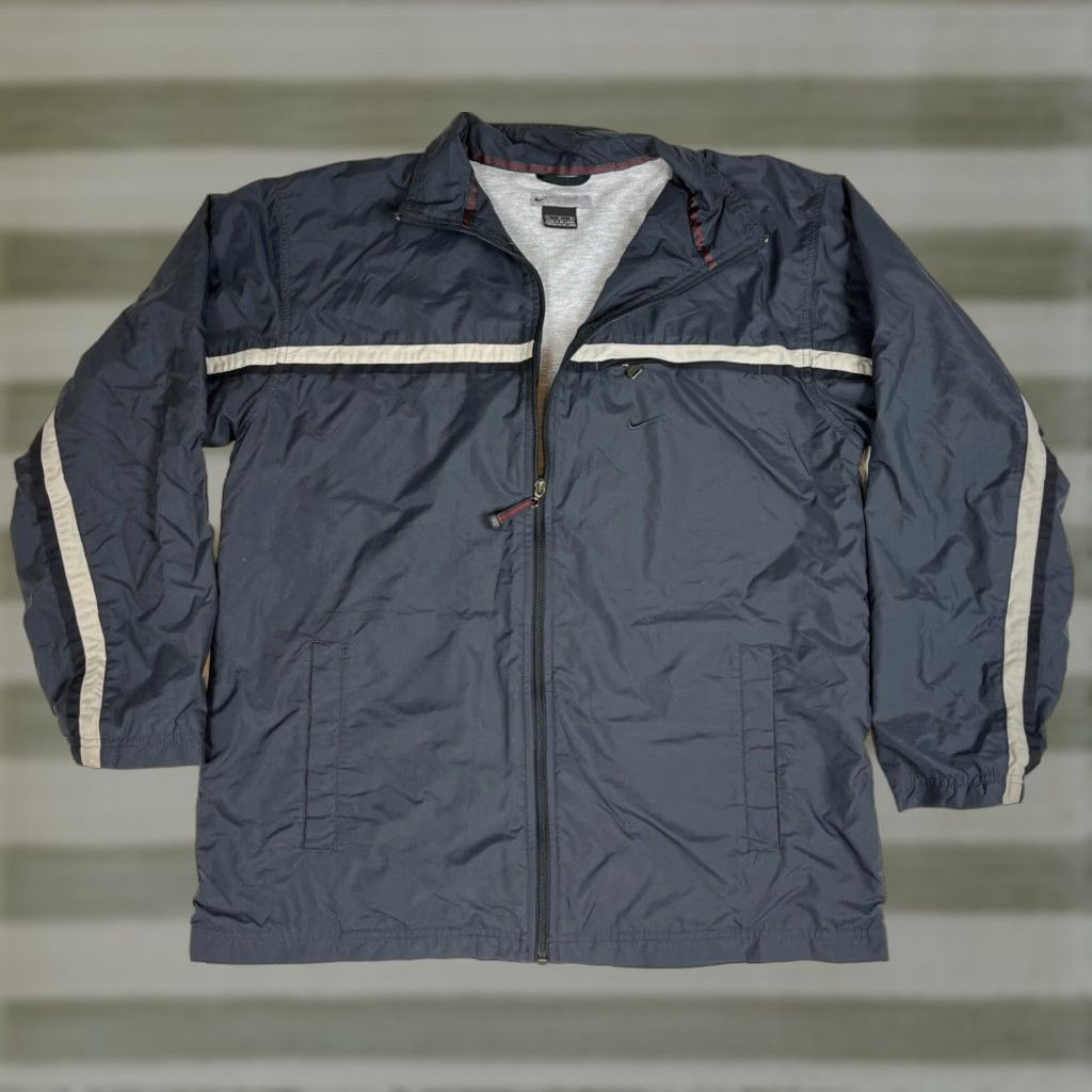 Nike VINTAGE Nike Men's Full Zip Windbreaker Jacket Lined Pockets Gray Size L Size US L / EU 52-54 / 3 - 1 Thumbnail