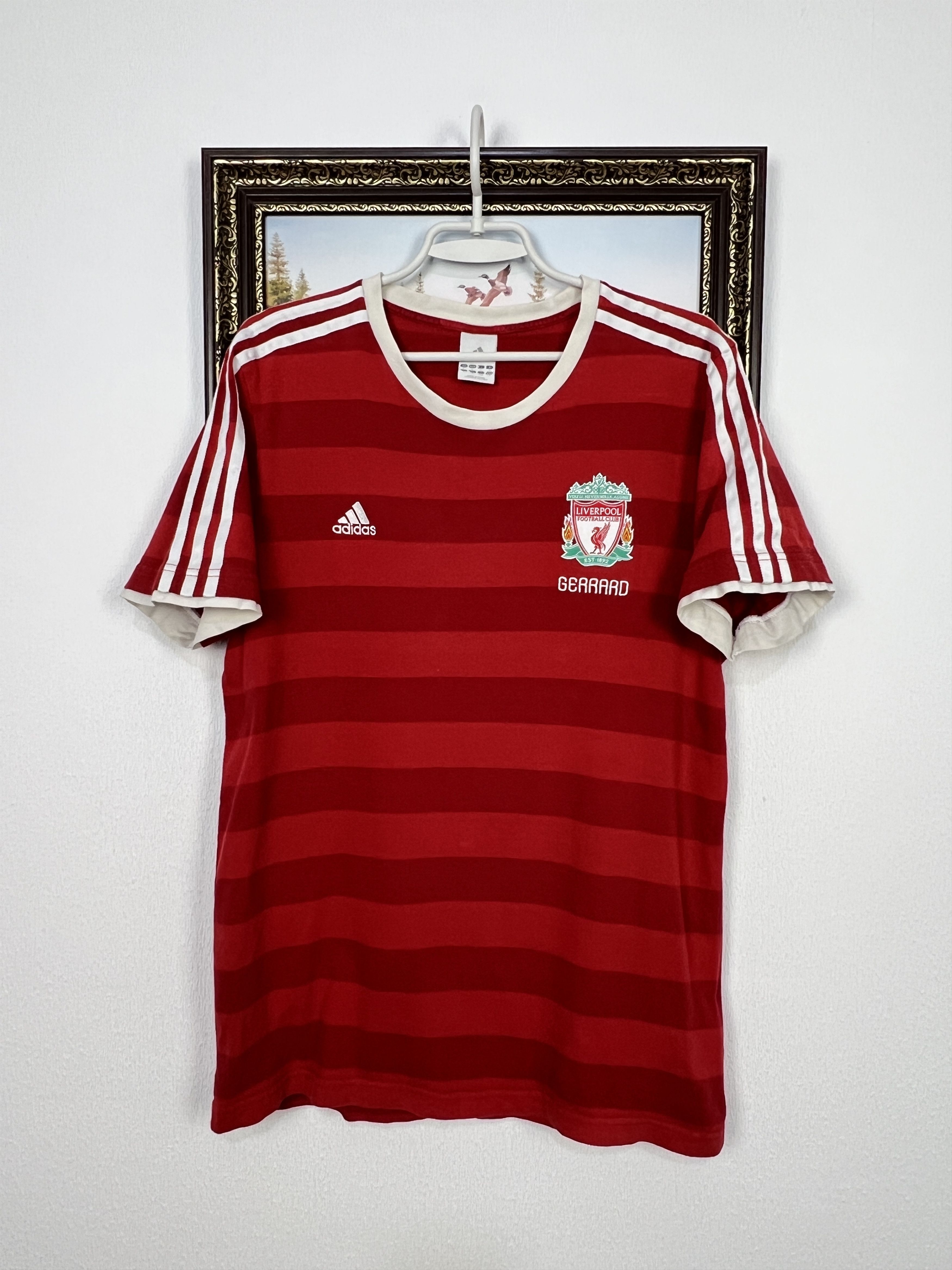 Adidas Vintage Adidas Liverpool Football Train Shirt #8 Gerrard Size US L / EU 52-54 / 3 - 1 Thumbnail